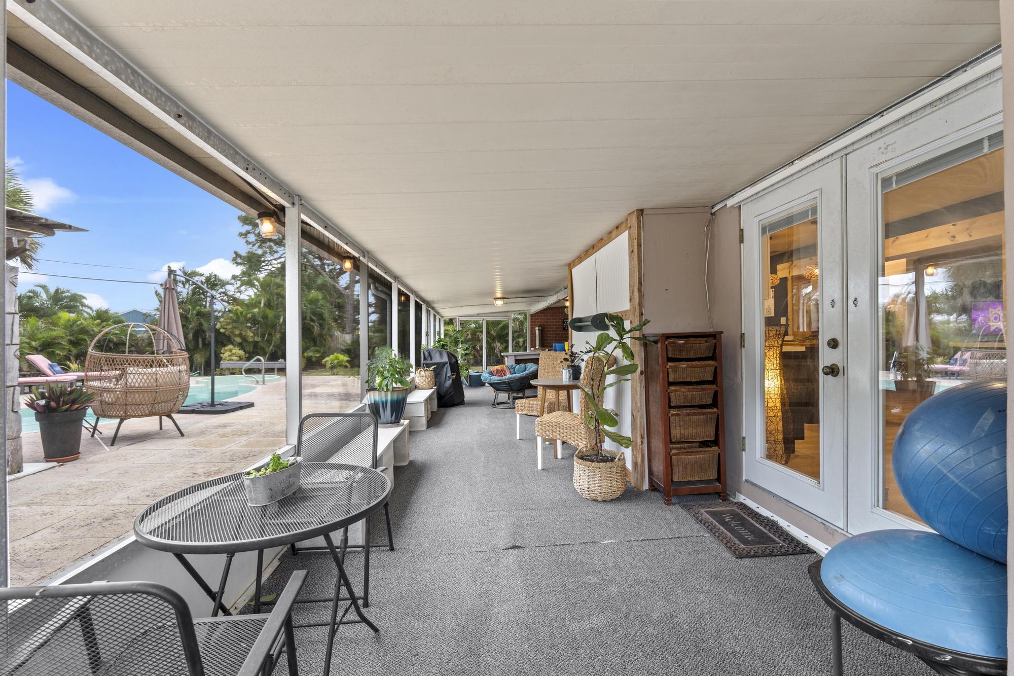 18989 SE Hillcrest Tequesta, FL 33469