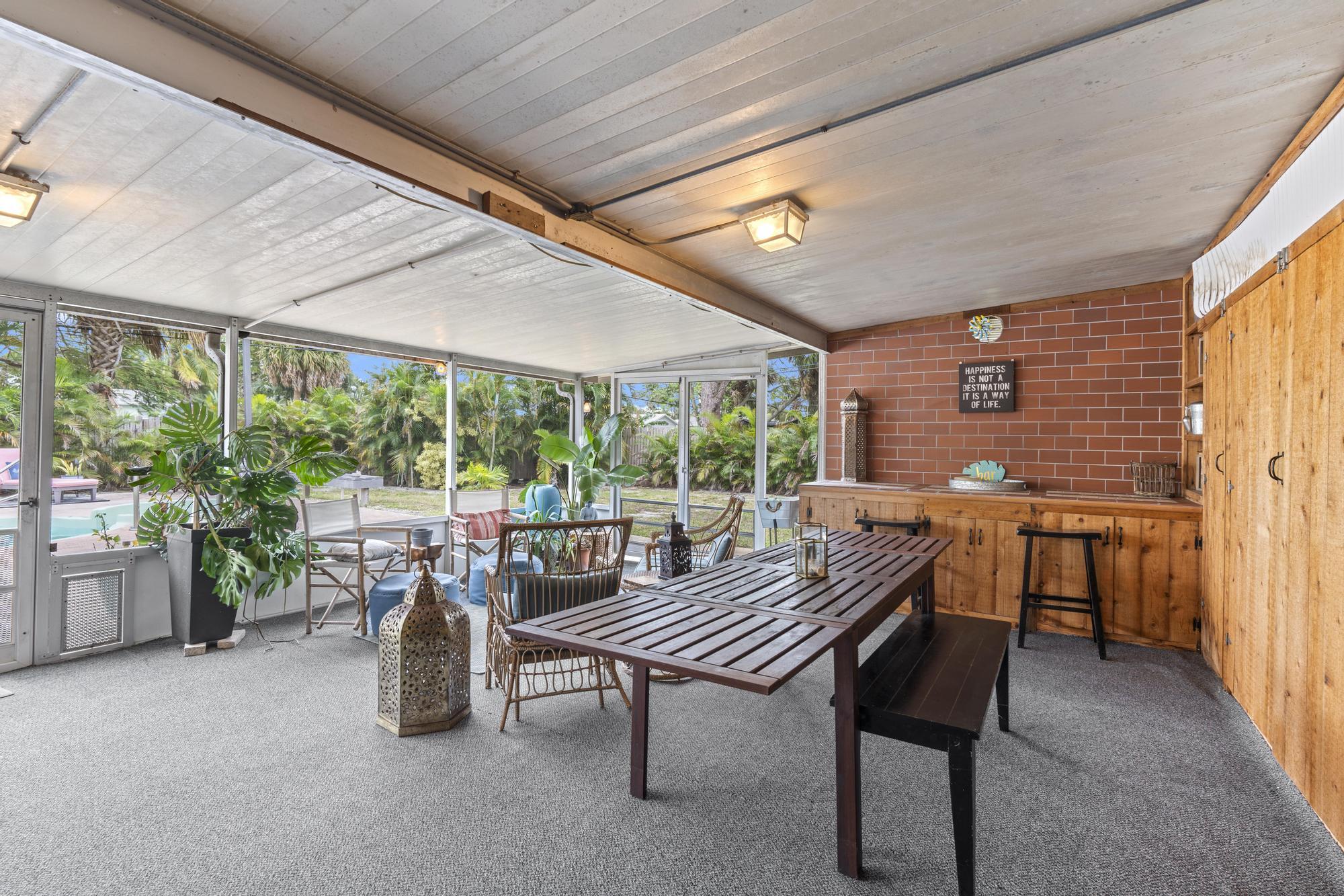 18989 SE Hillcrest Tequesta, FL 33469