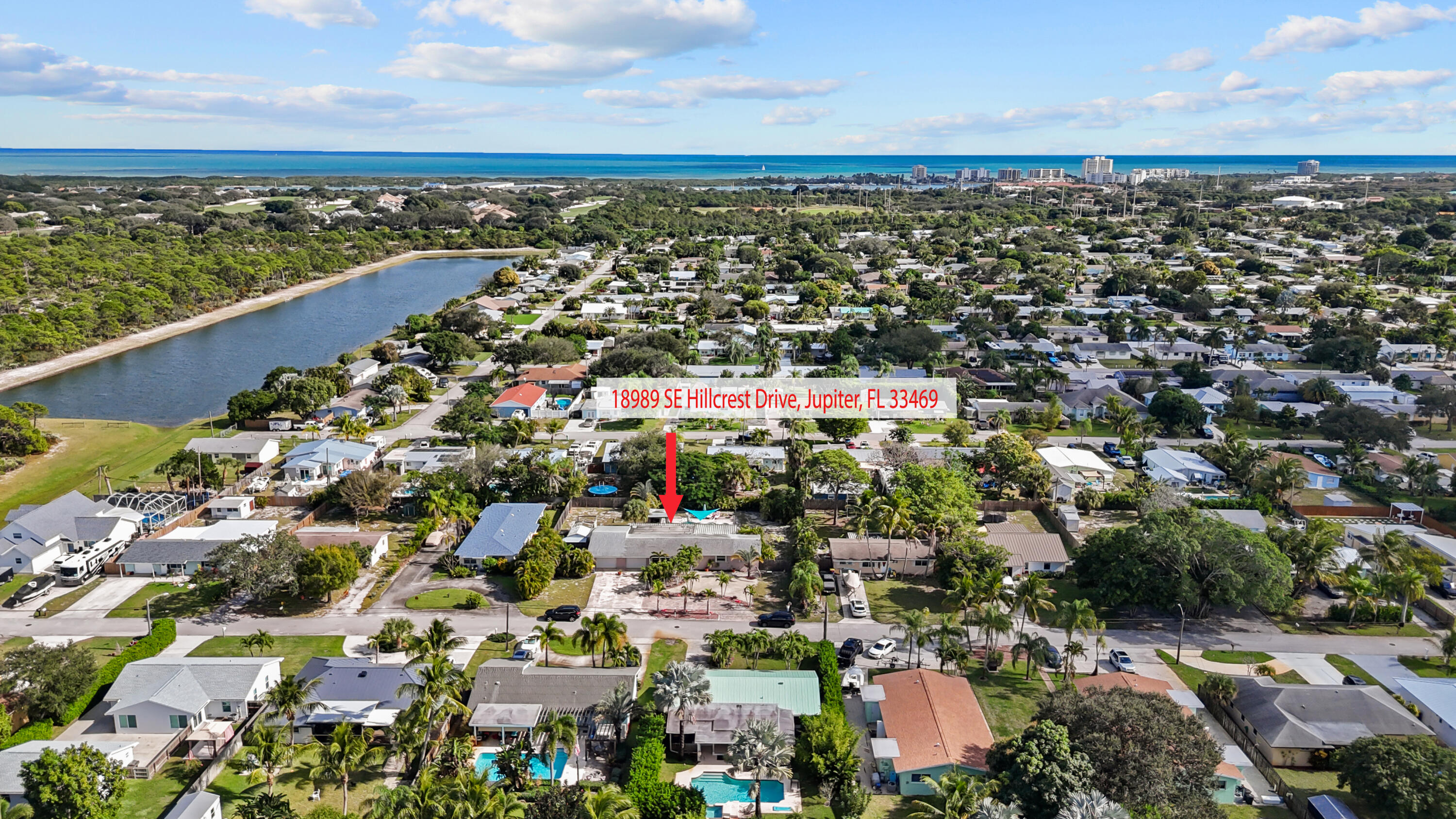 18989 SE Hillcrest Tequesta, FL 33469