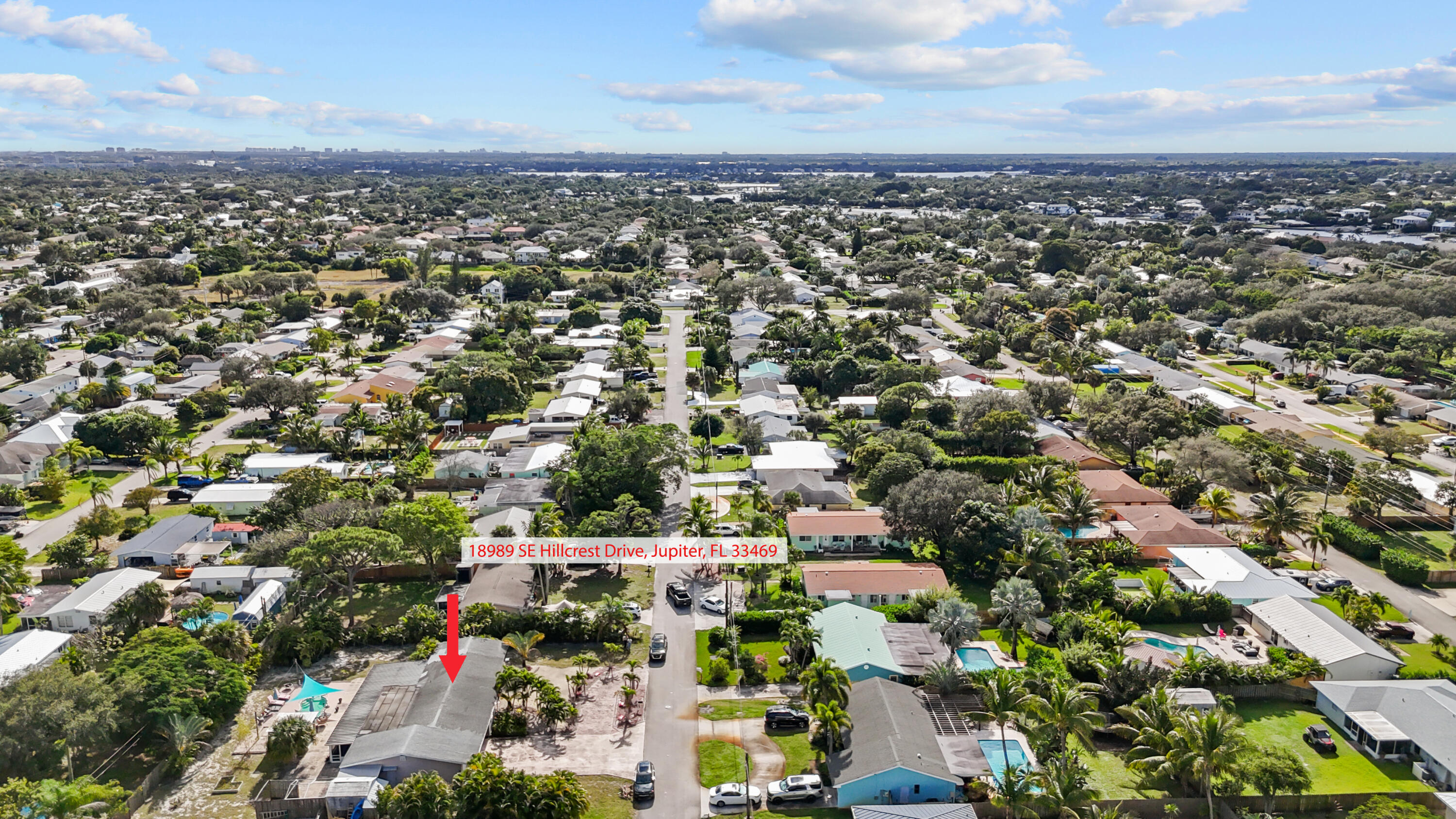 18989 SE Hillcrest Tequesta, FL 33469