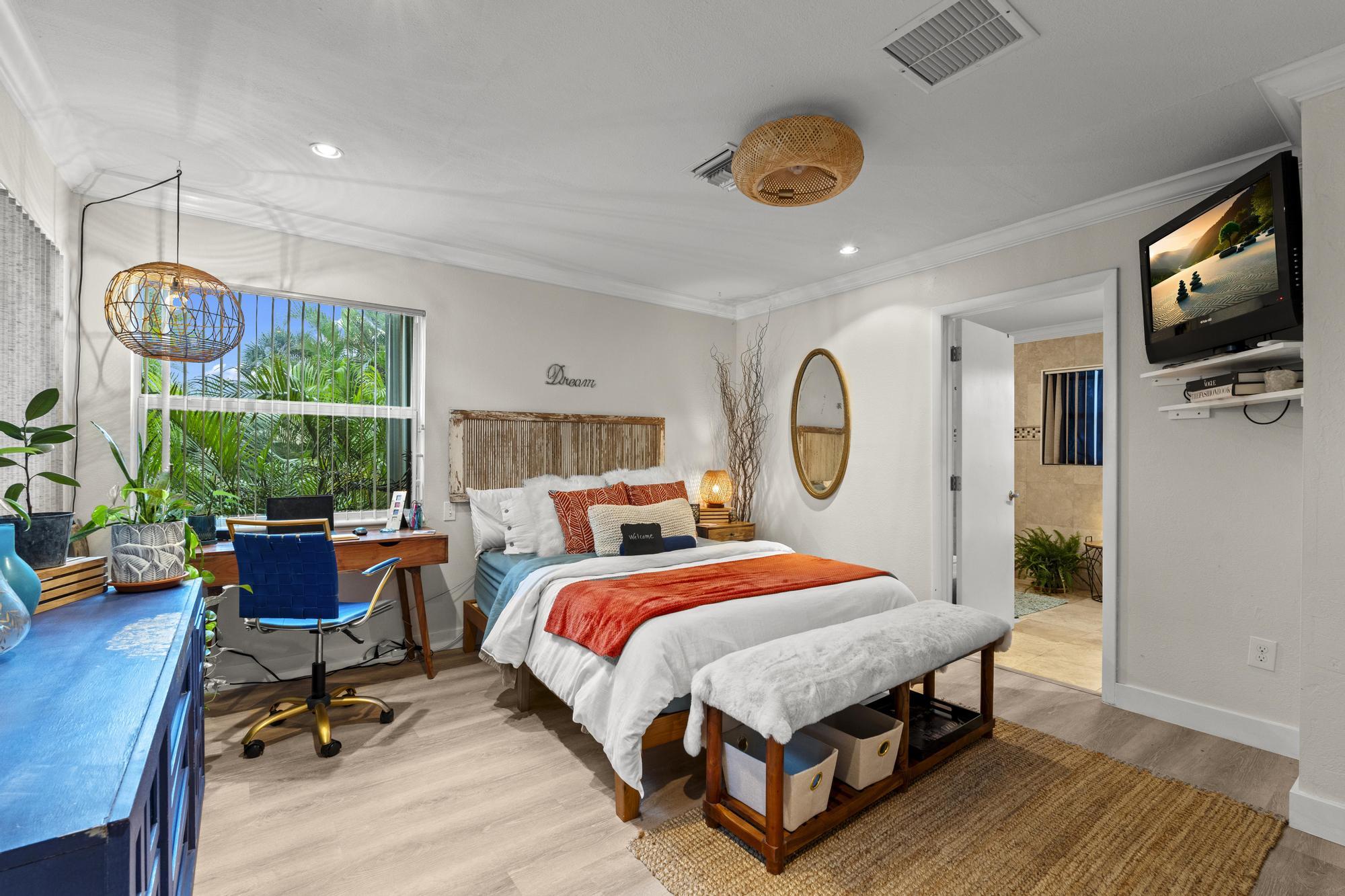 18989 SE Hillcrest Tequesta, FL 33469