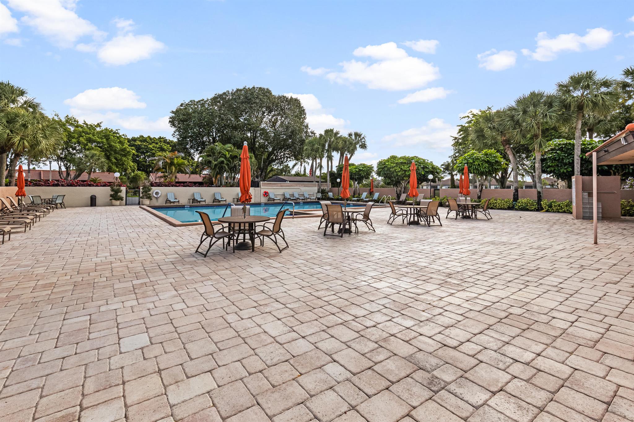 9270 Vista Del Lago #E27 Boca Raton, FL 33428