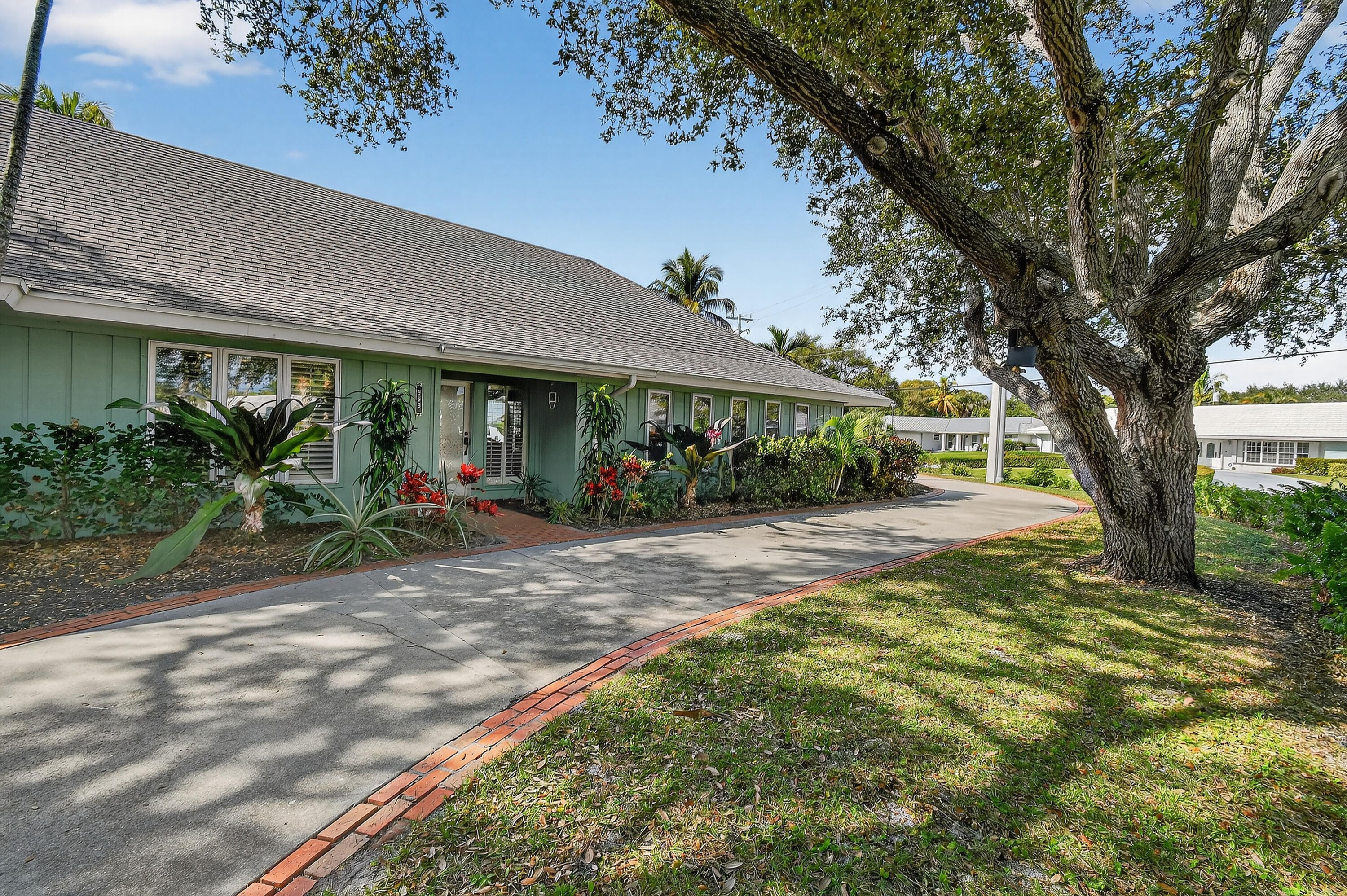 285 Golfview Tequesta, FL 33469