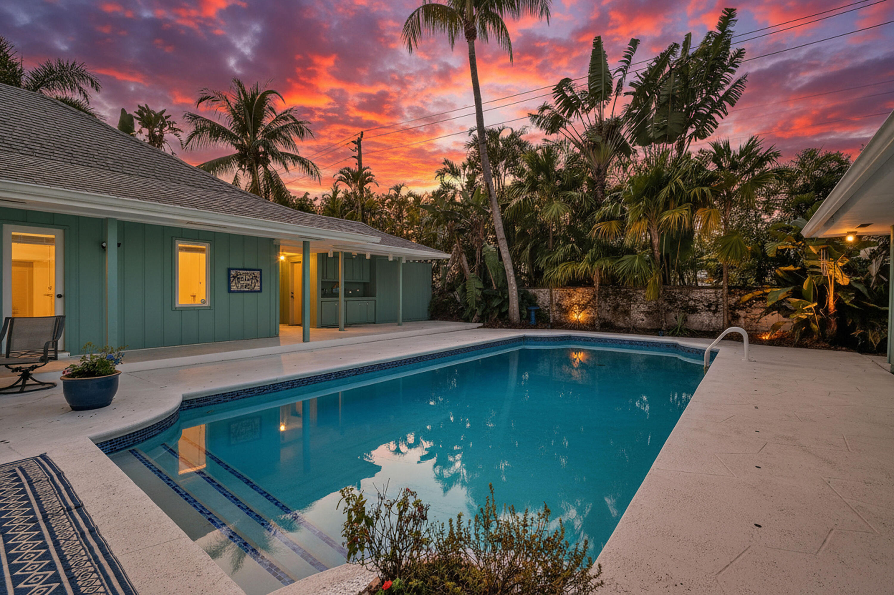 285 Golfview Tequesta, FL 33469