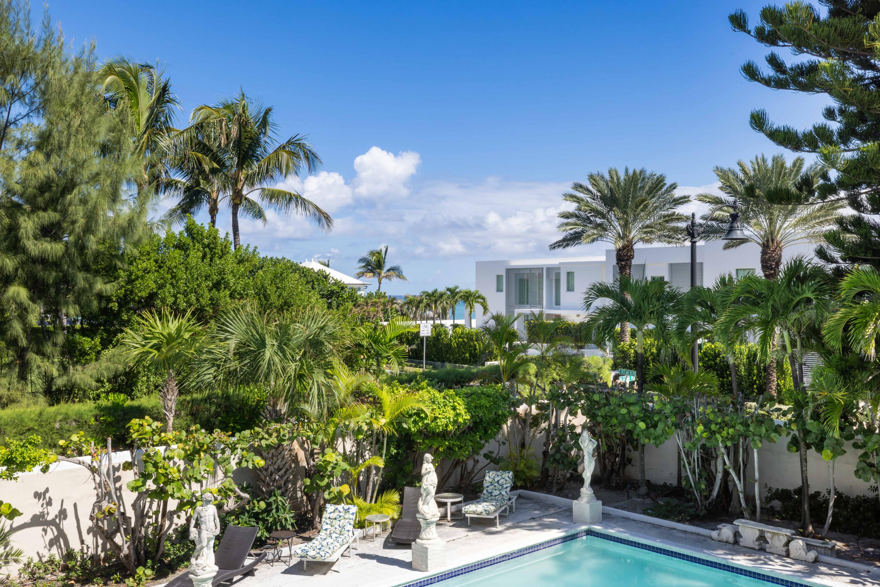 1048 S Ocean Palm Beach, FL 33480