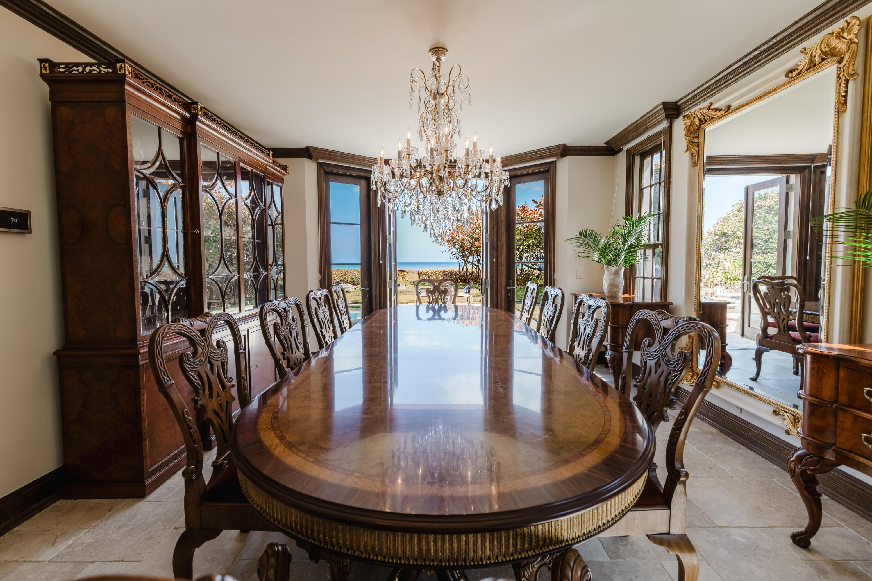 19 N Beach Jupiter Island, FL 33455