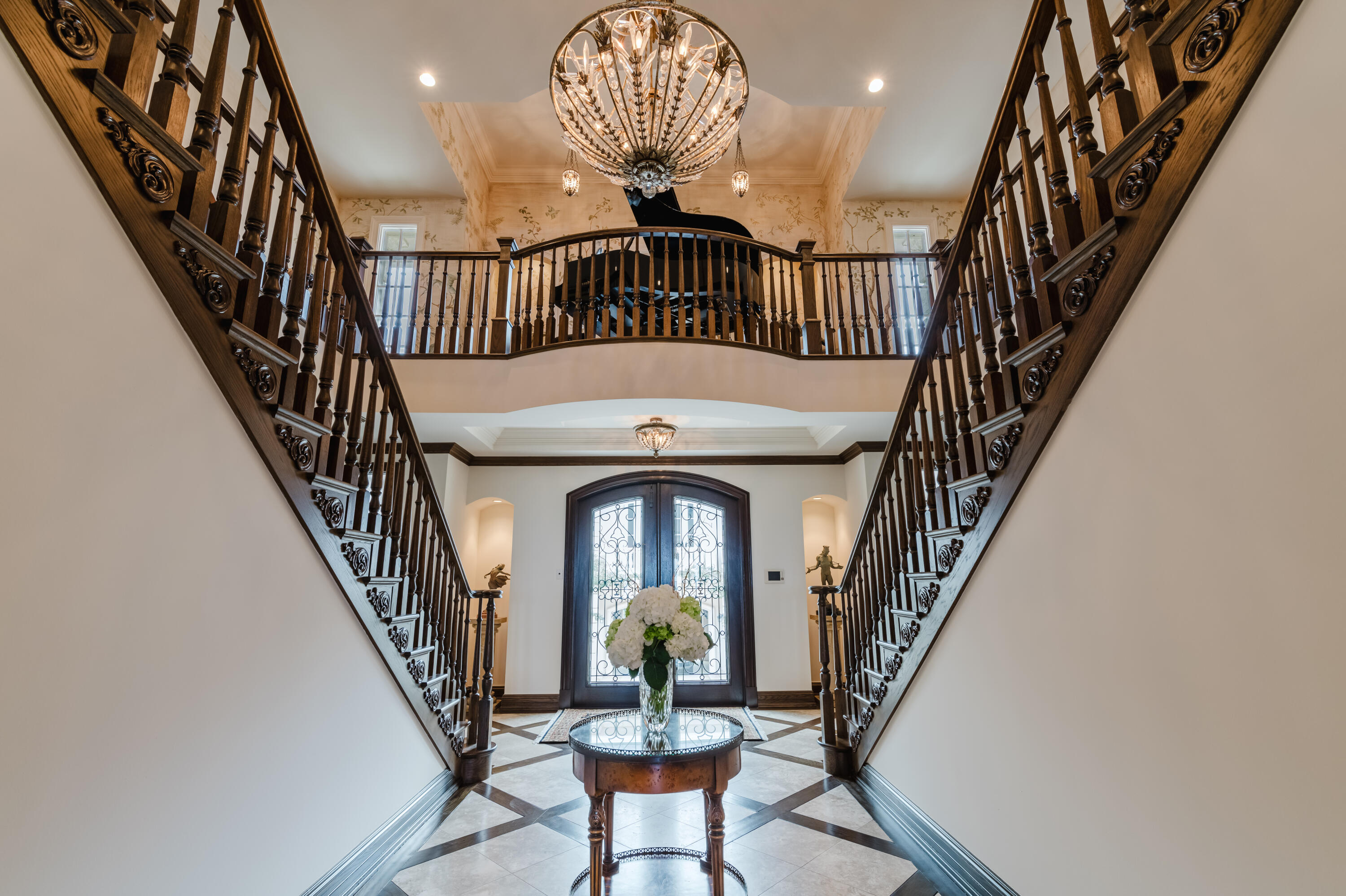 19 N Beach Jupiter Island, FL 33455