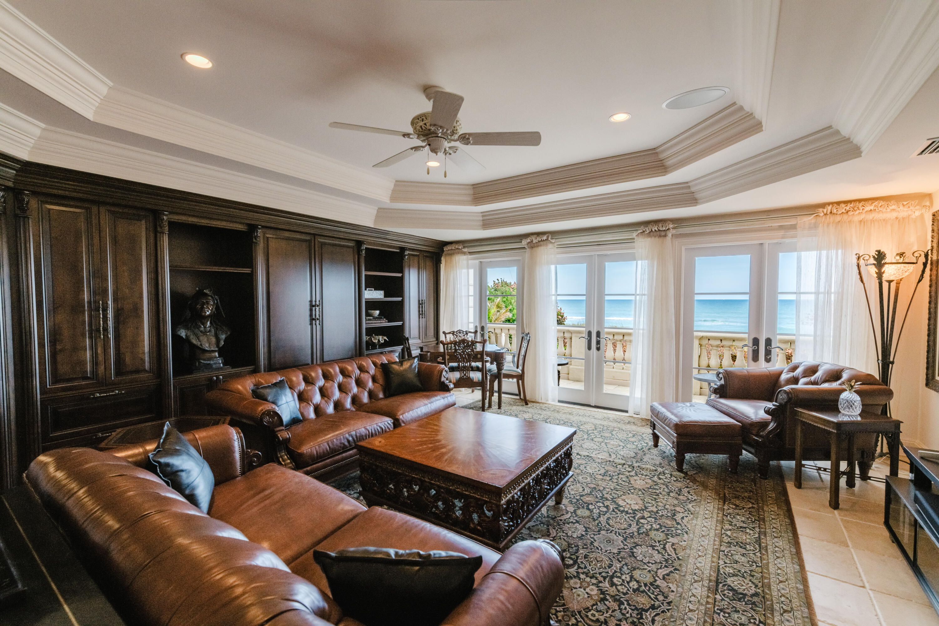 19 N Beach Jupiter Island, FL 33455