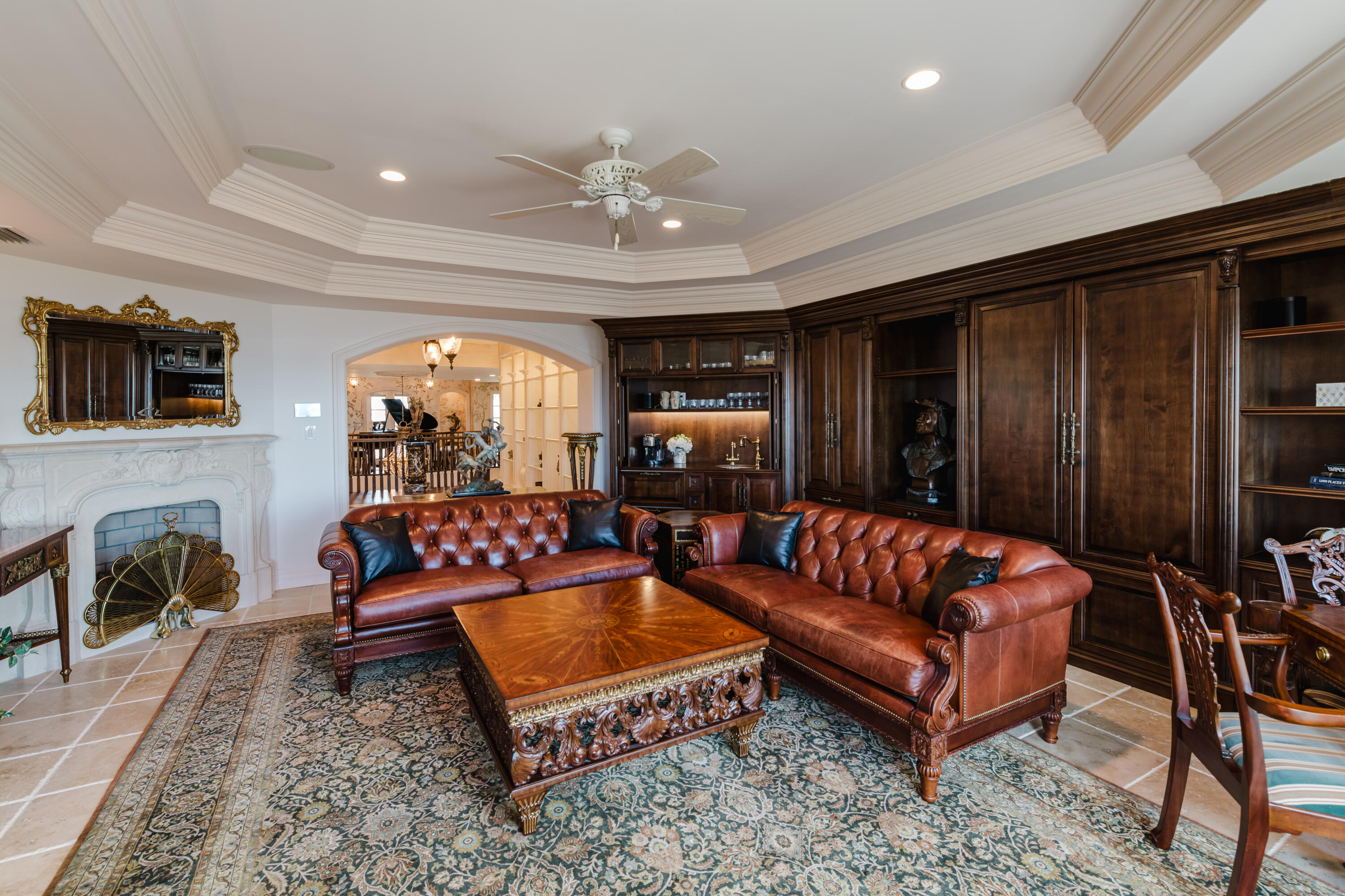 19 N Beach Jupiter Island, FL 33455