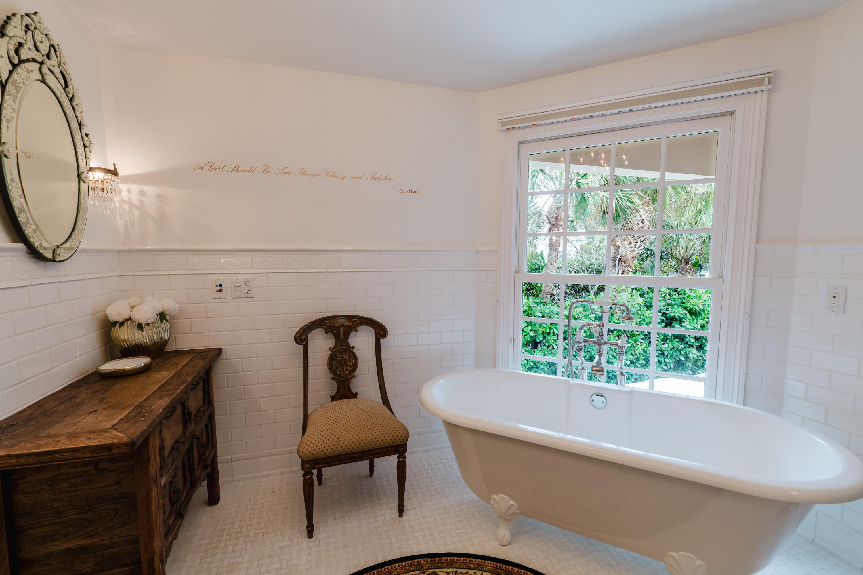 19 N Beach Jupiter Island, FL 33455