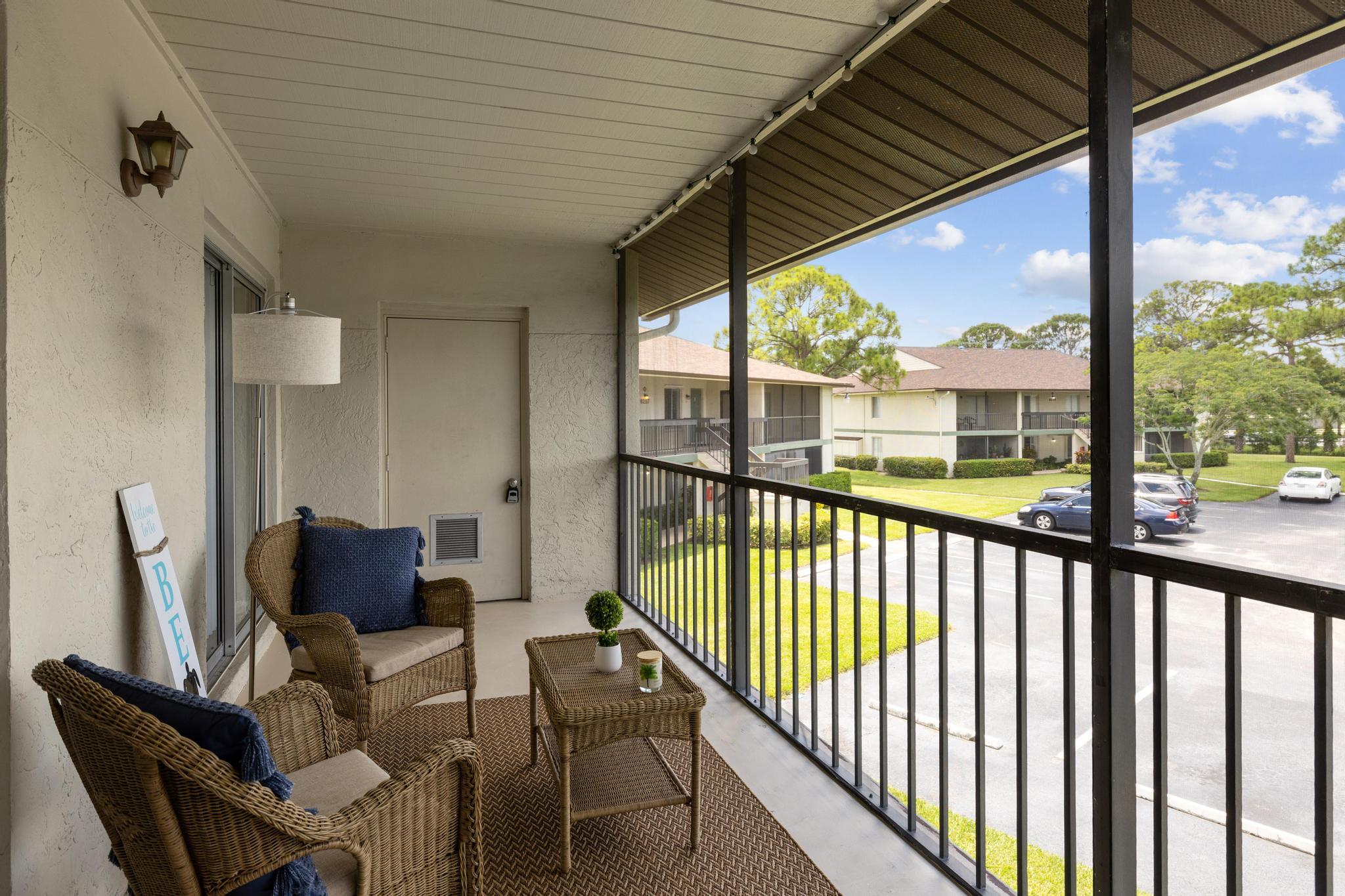 6271 Chasewood #F Jupiter, FL 33458