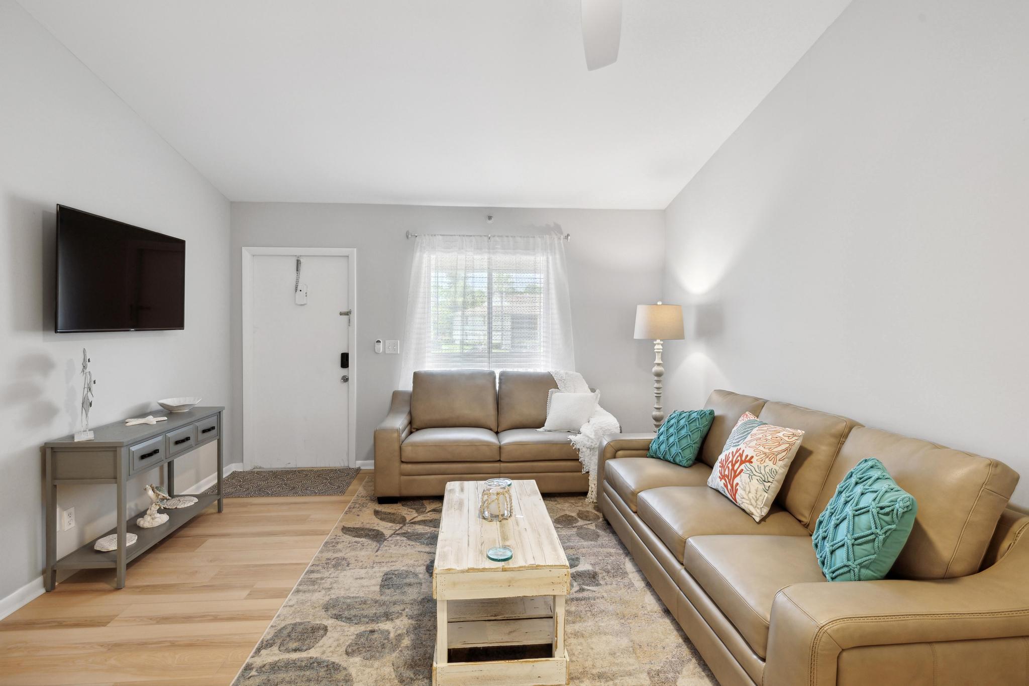 6271 Chasewood #F Jupiter, FL 33458