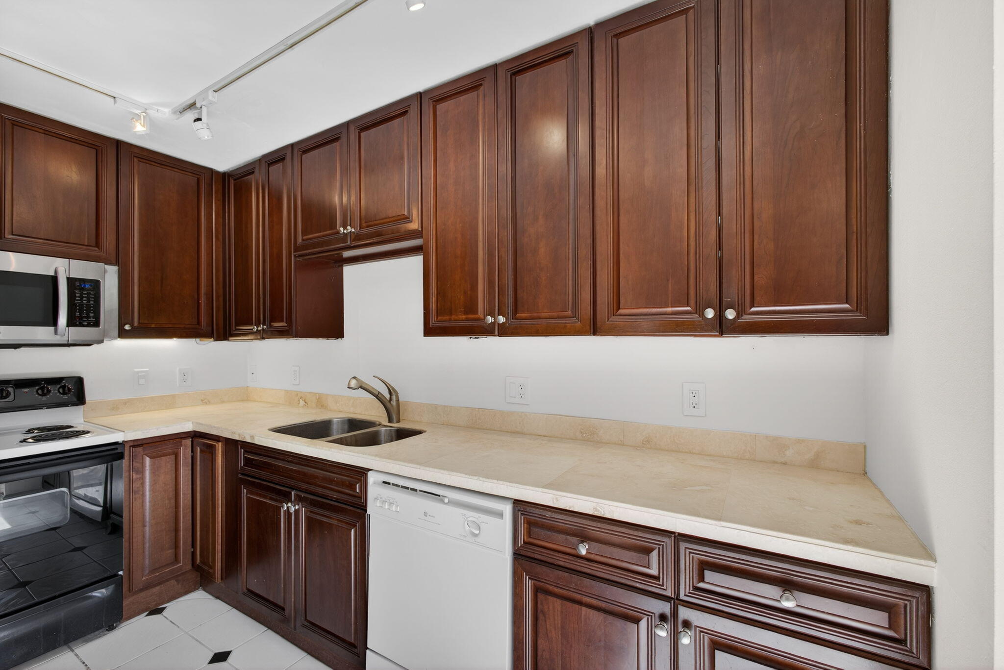 825 Center #9a Jupiter, FL 33458