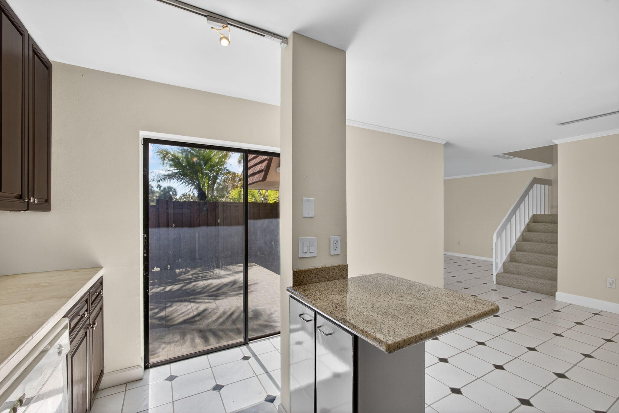 825 Center #9a Jupiter, FL 33458