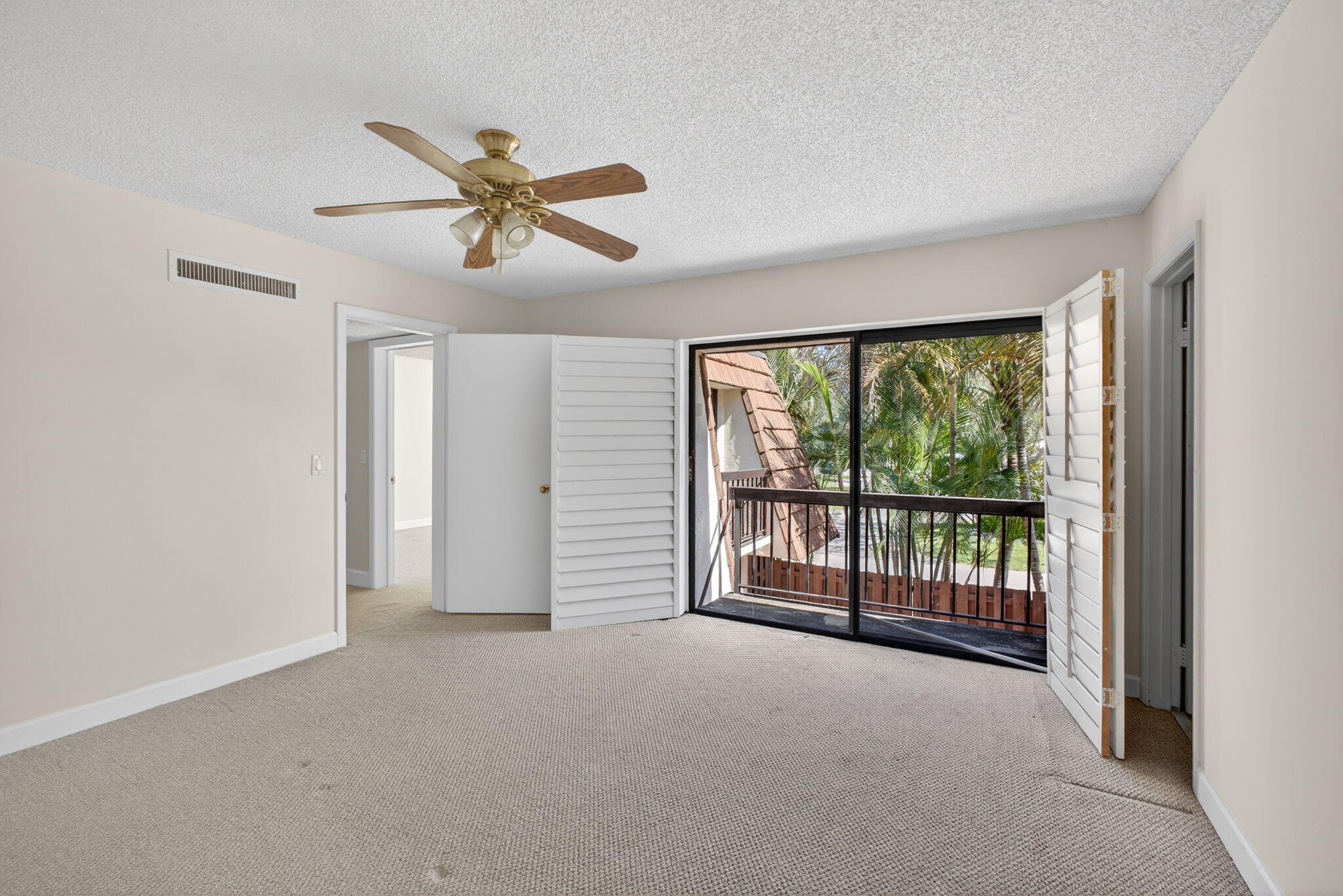 825 Center #9a Jupiter, FL 33458