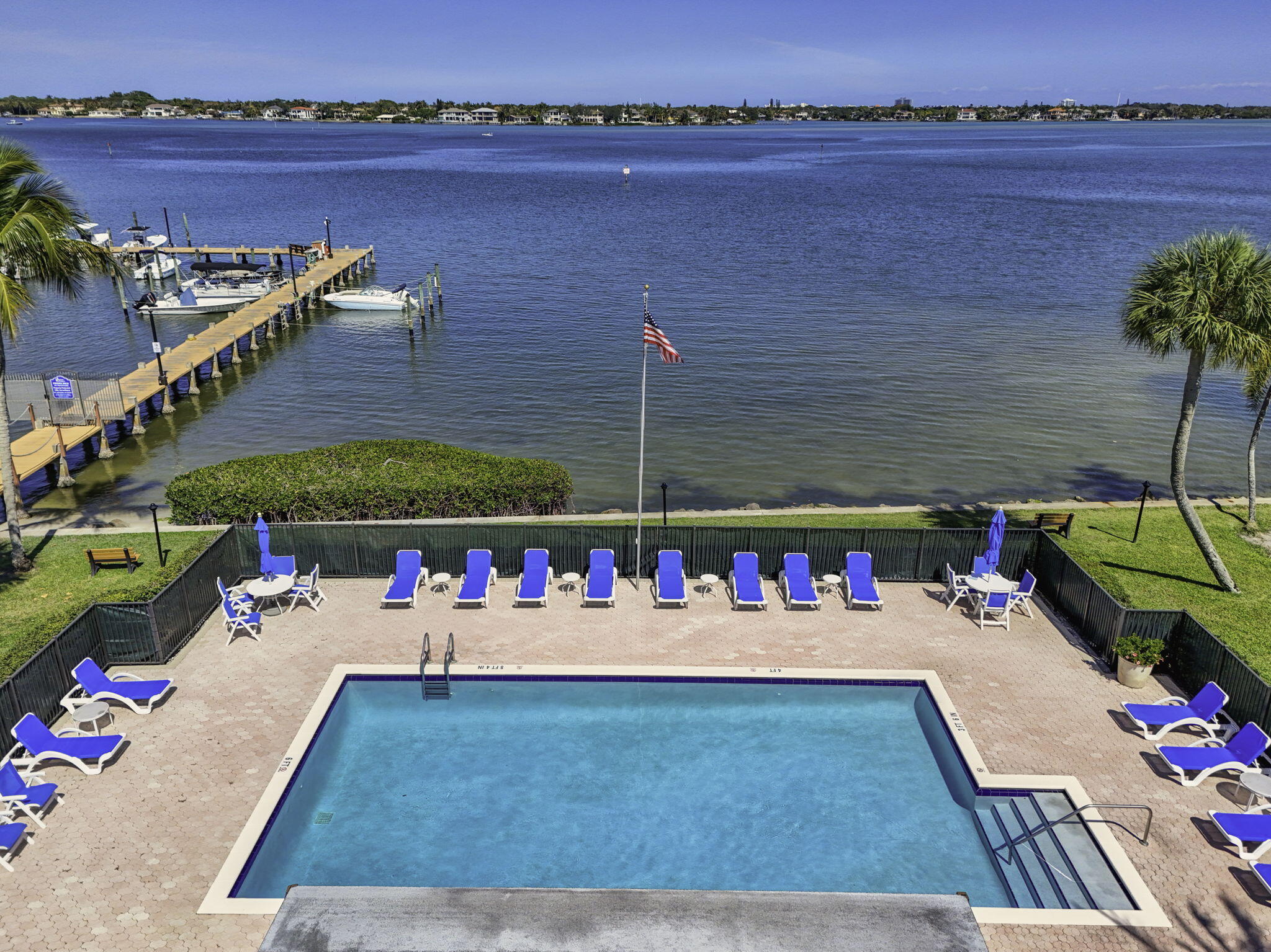 825 Center #9a Jupiter, FL 33458