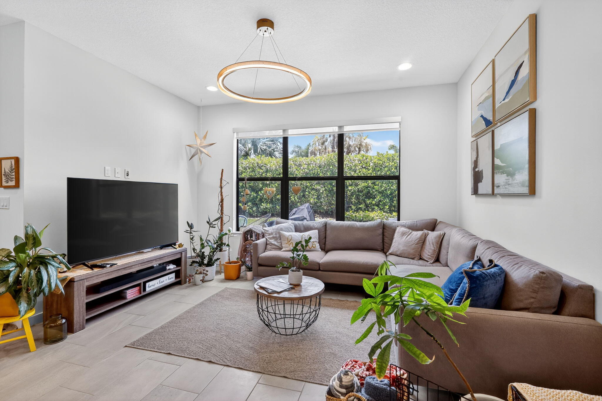 4388 Serpens Lake Worth, FL 33467