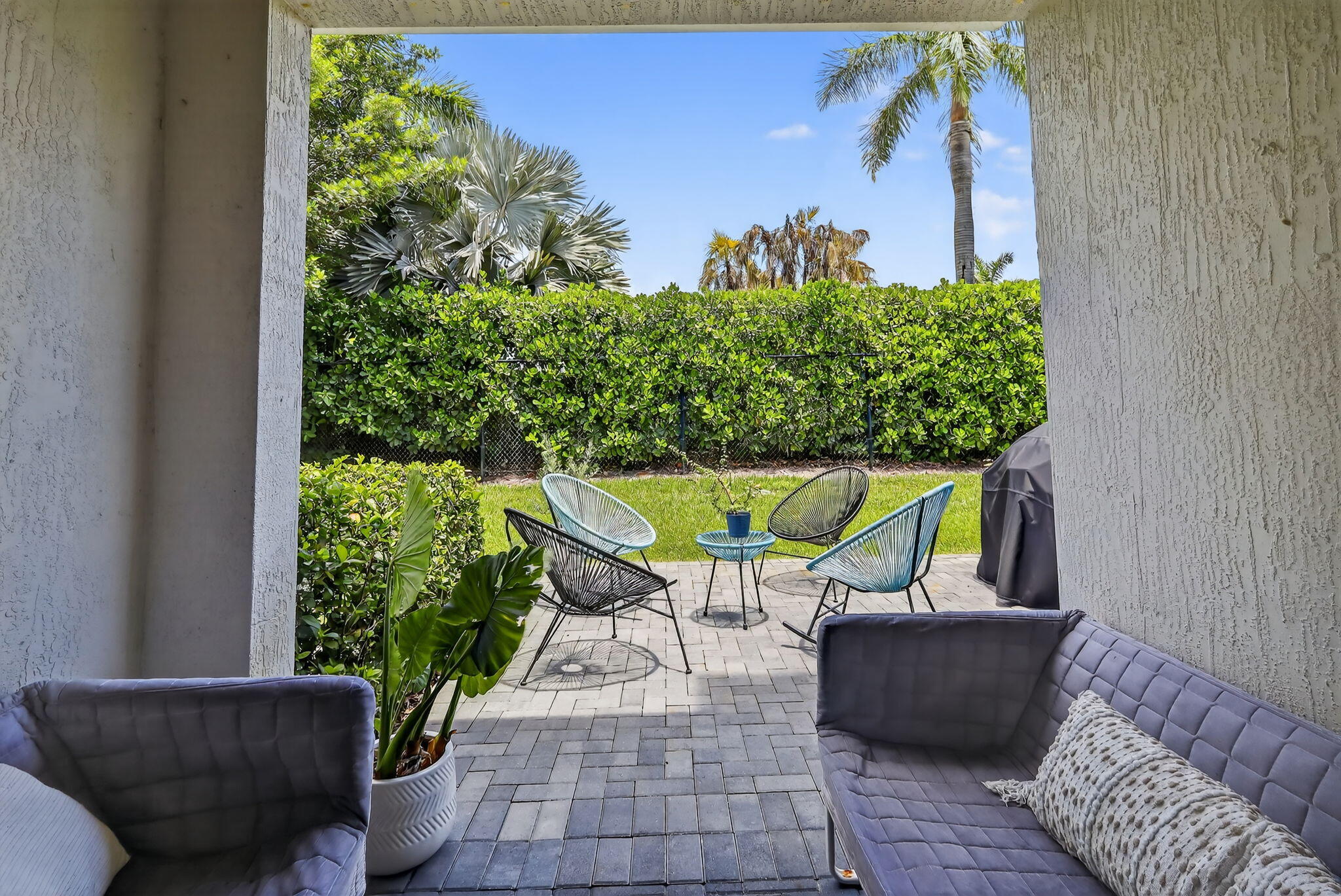 4388 Serpens Lake Worth, FL 33467