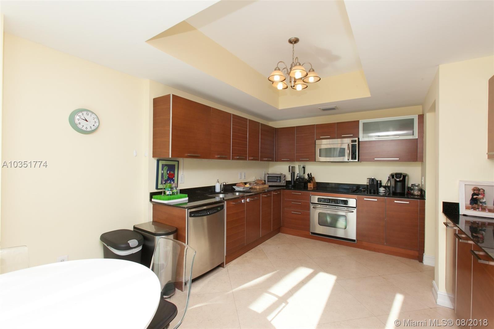 image Aventura Marina Two10