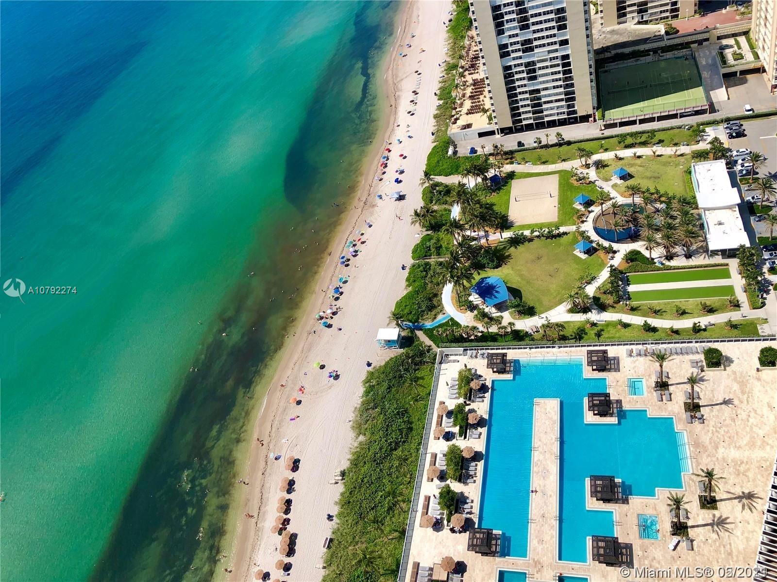 image Beach Club 210