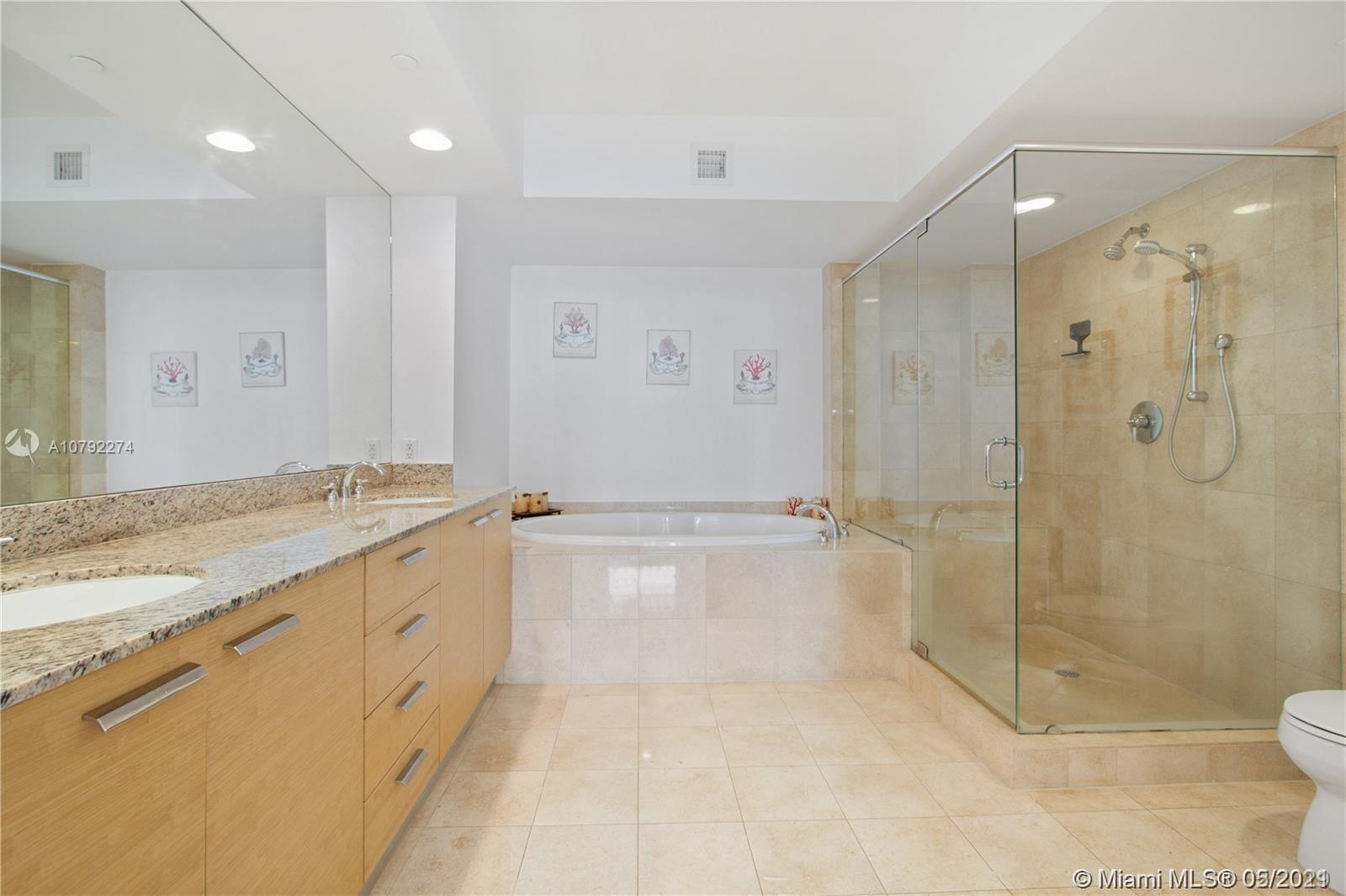 image Beach Club 214