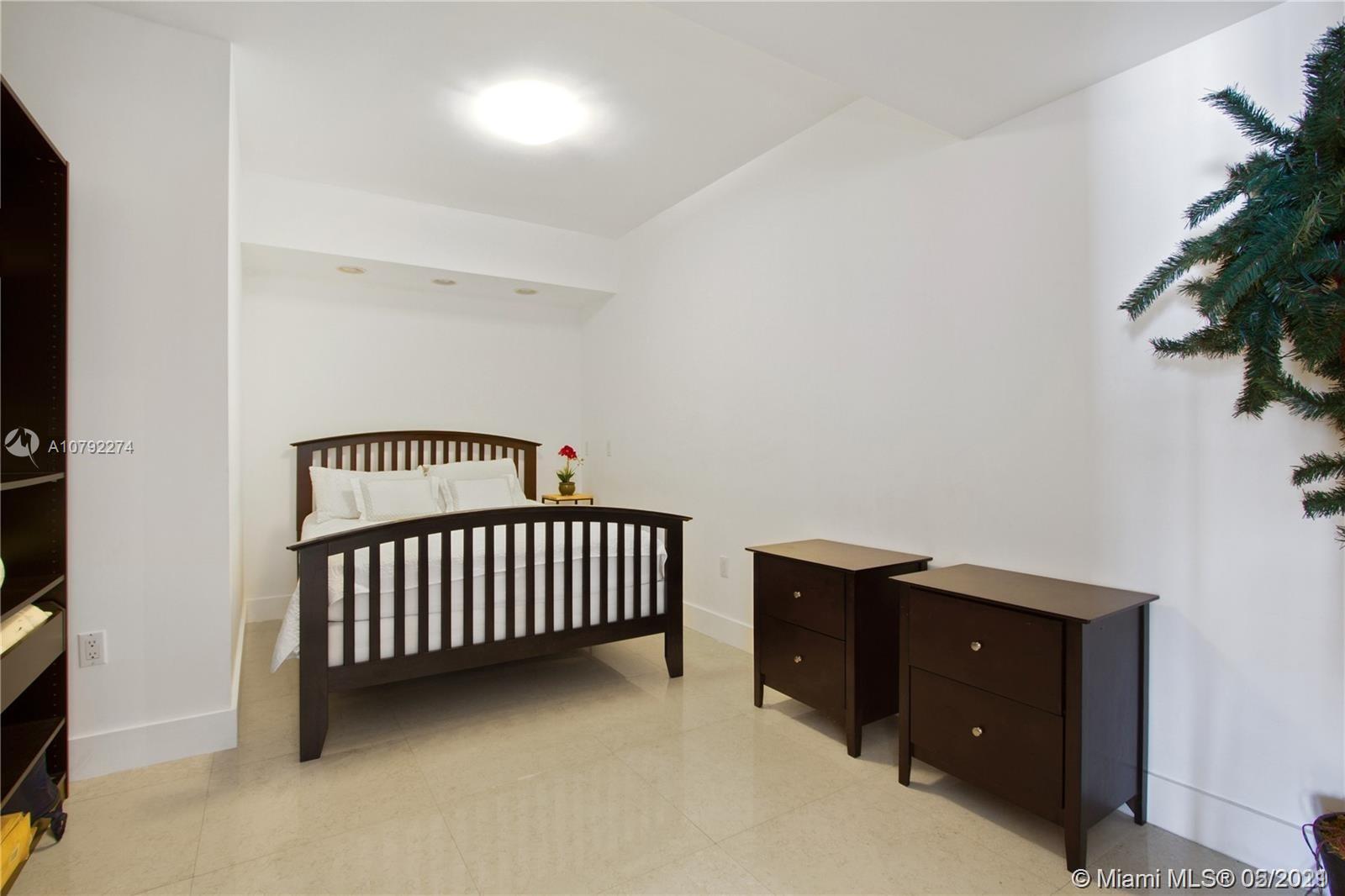 image Beach Club 217