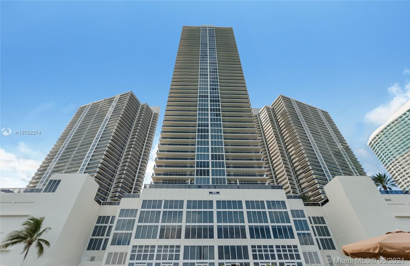 image Beach Club 219