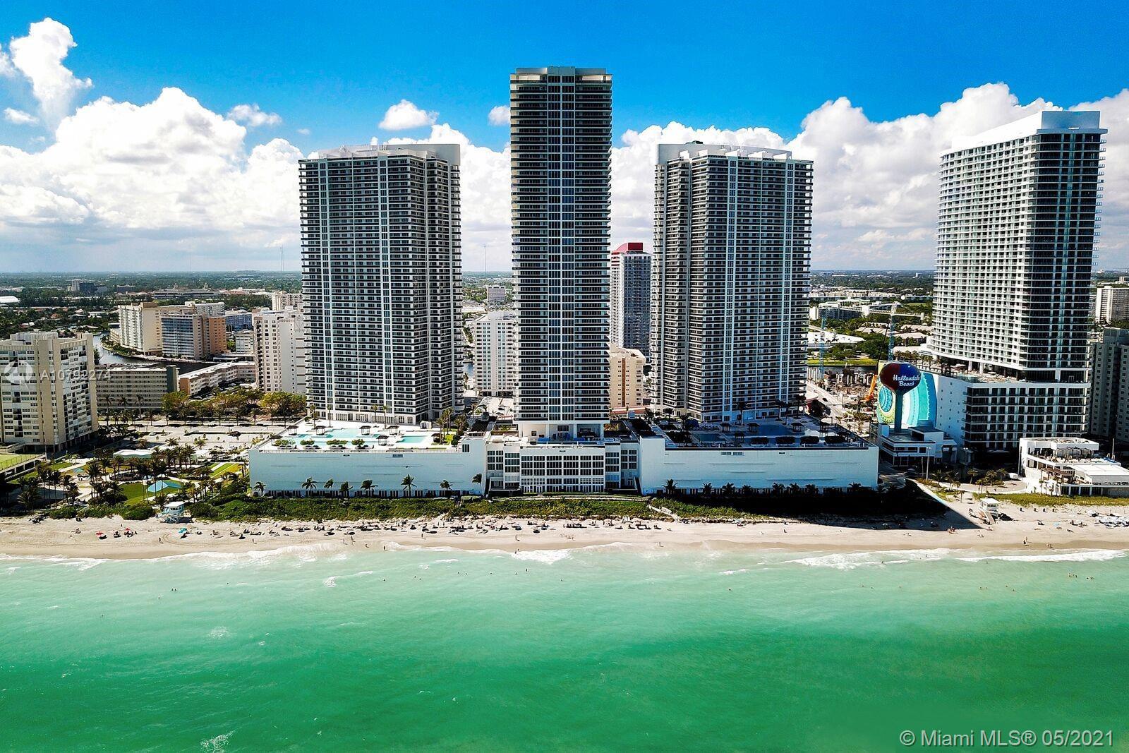 image Beach Club 220