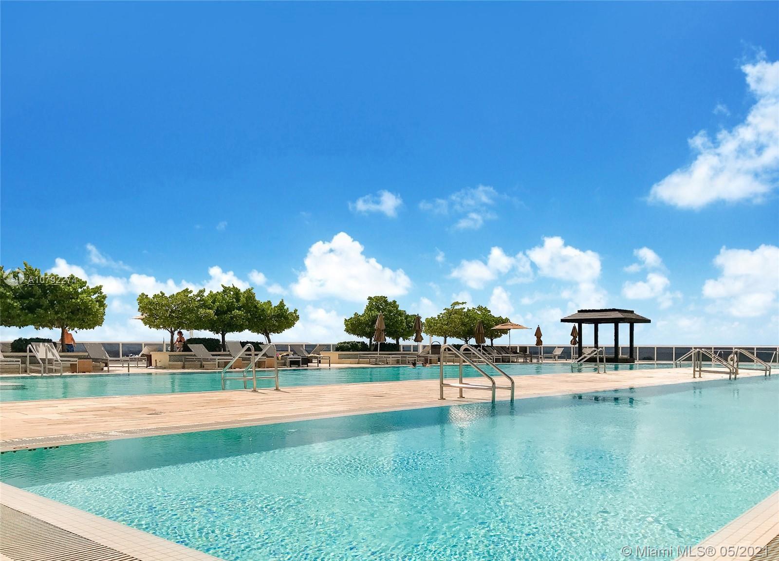 image Beach Club 232