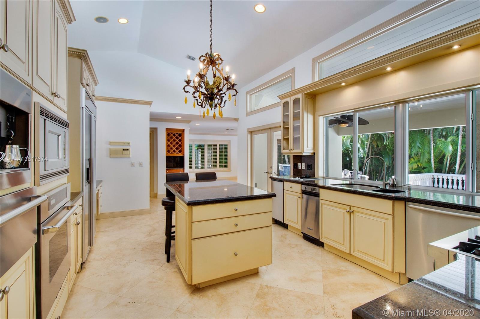 236 Costanera Rd #n/a,Coral Gables, FL 33143