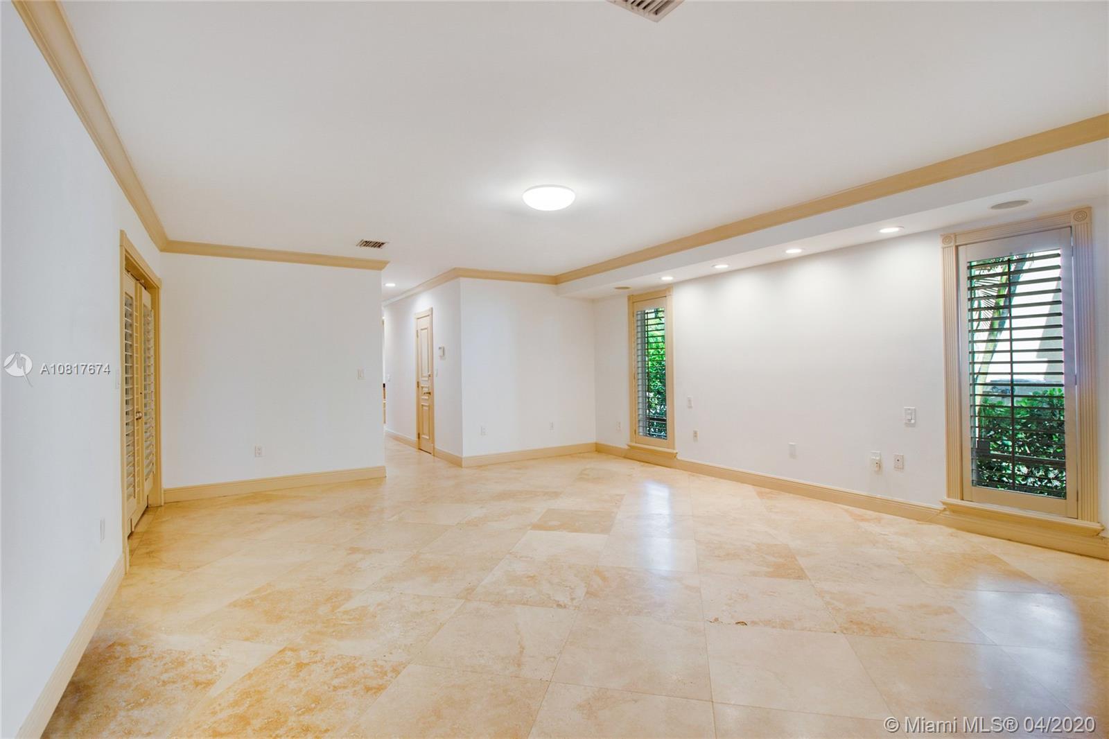 236 Costanera Rd #n/a,Coral Gables, FL 33143