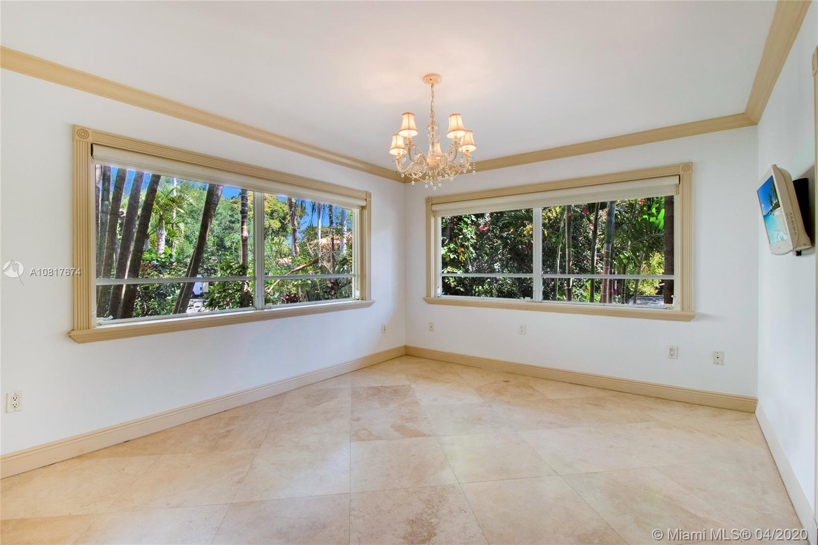 236 Costanera Rd #n/a,Coral Gables, FL 33143