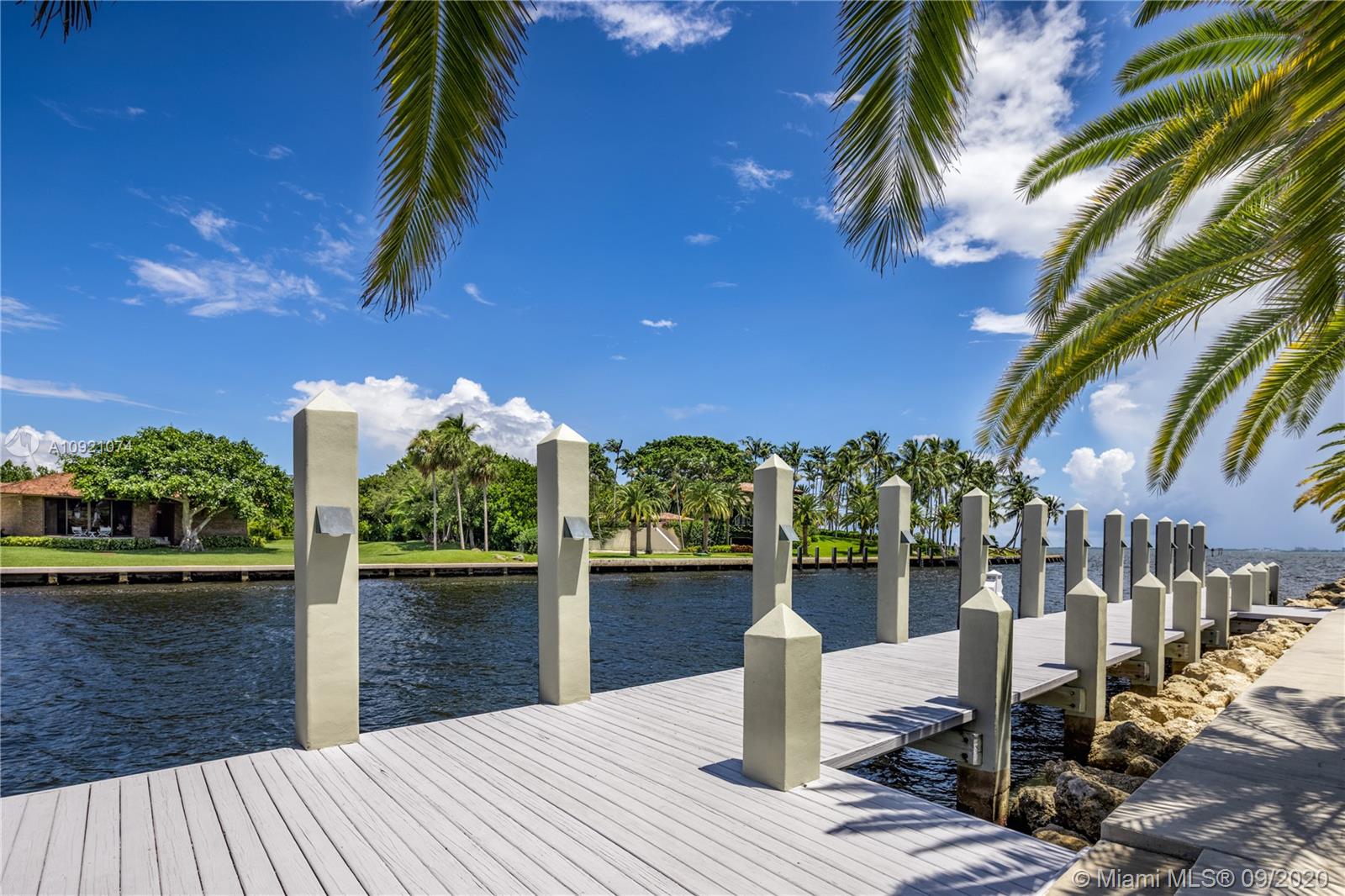 41 Arvida Pkwy Coral Gables, FL 33156