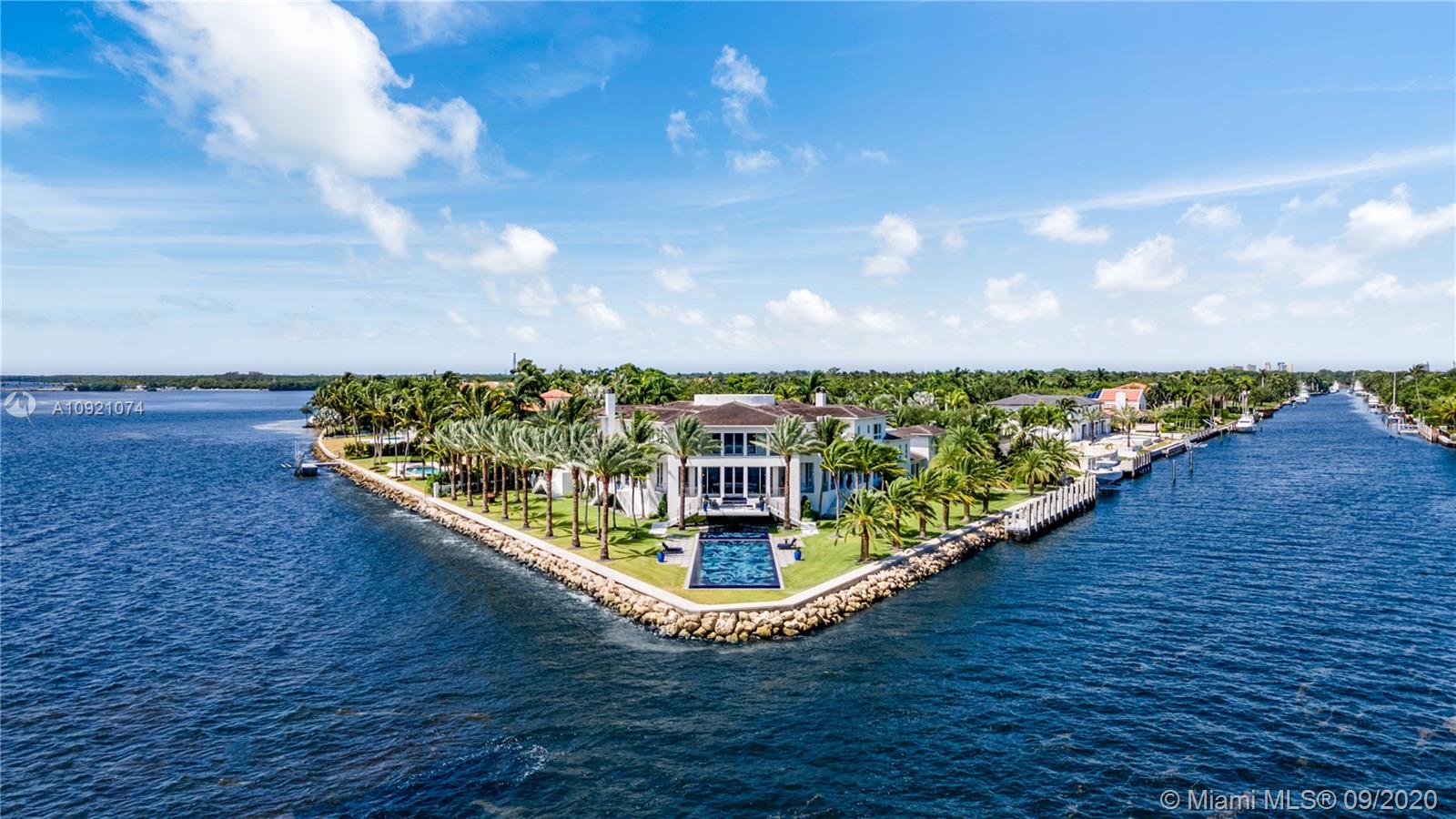 41 Arvida Pkwy Coral Gables, FL 33156