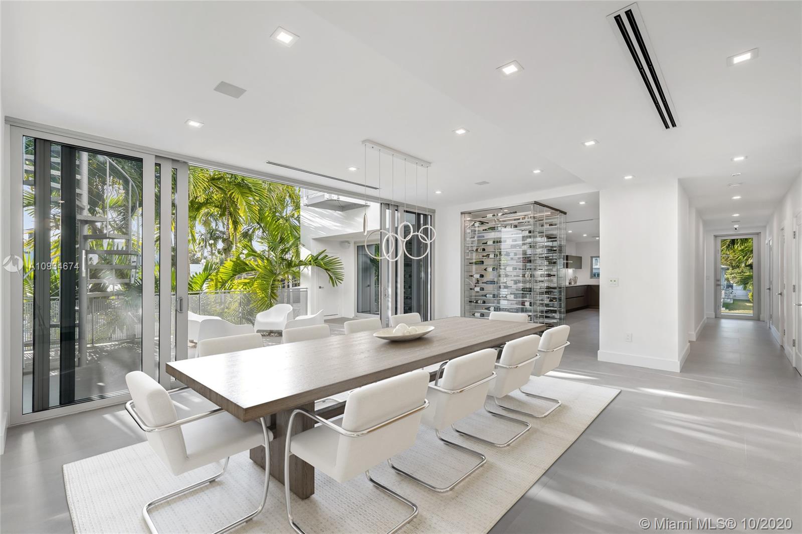 1785 Fairhaven Pl Miami, FL 33133