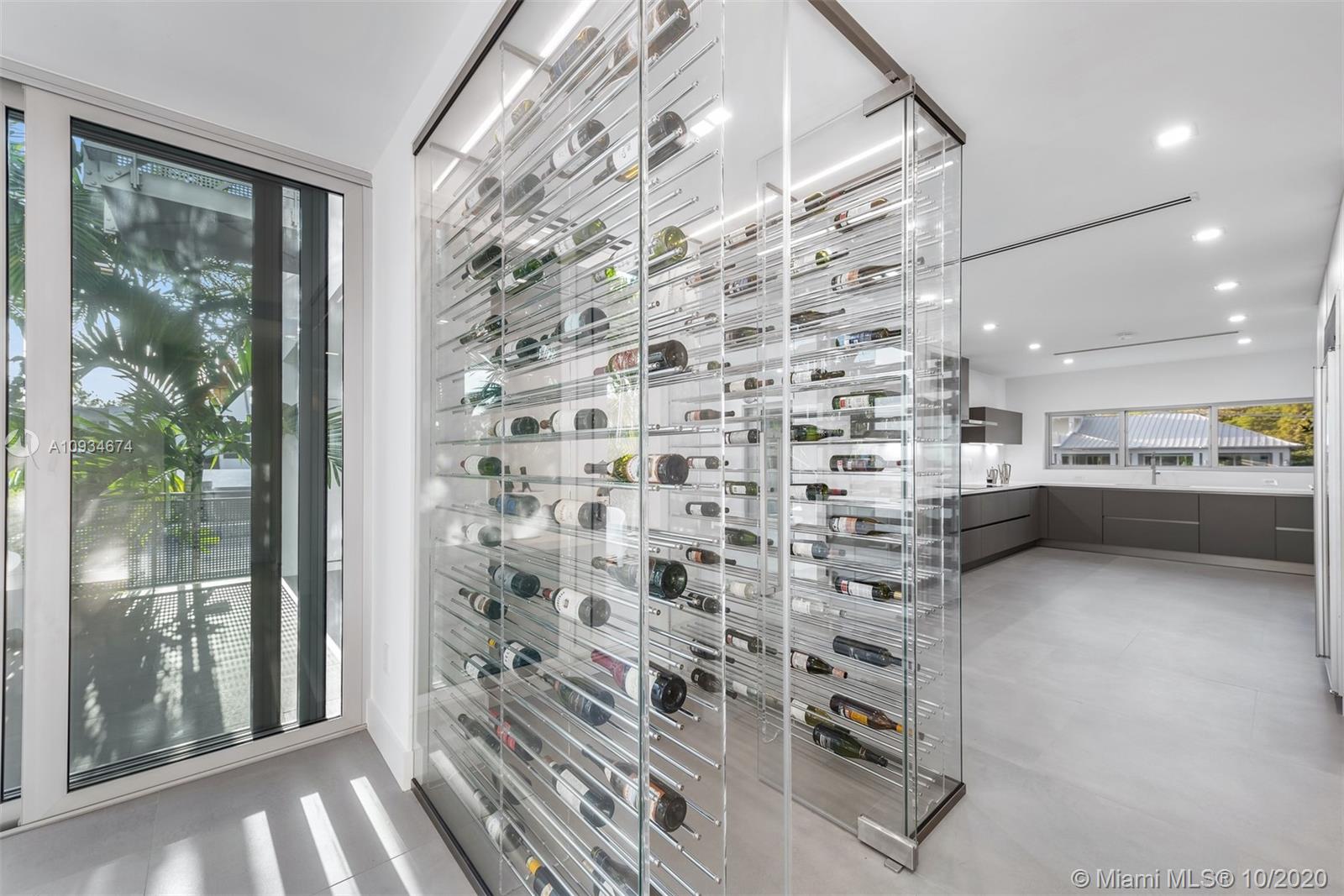 1785 Fairhaven Pl Miami, FL 33133