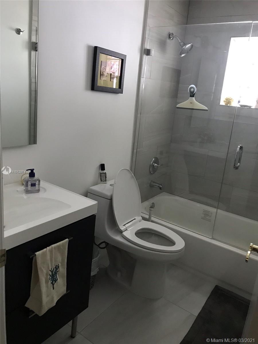 3143 Day Ave #A Miami, FL 33133