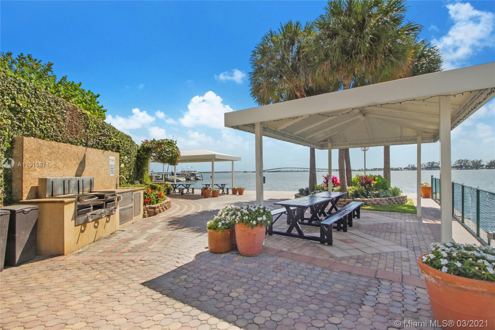 1925 Brickell Ave #DPH1 Miami, FL 33129