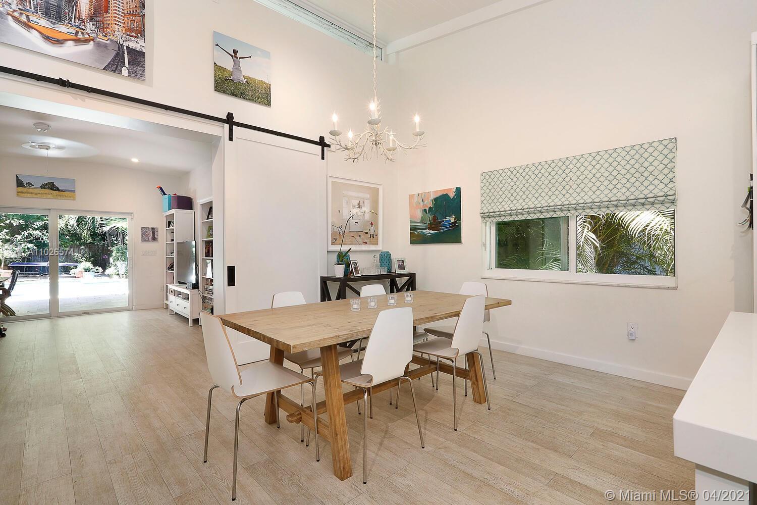 3645 Loquat Ave Coconut Grove, FL 33133