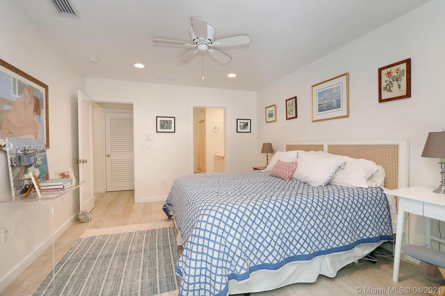 3645 Loquat Ave Coconut Grove, FL 33133