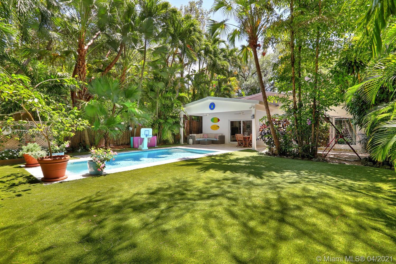 3645 Loquat Ave Coconut Grove, FL 33133