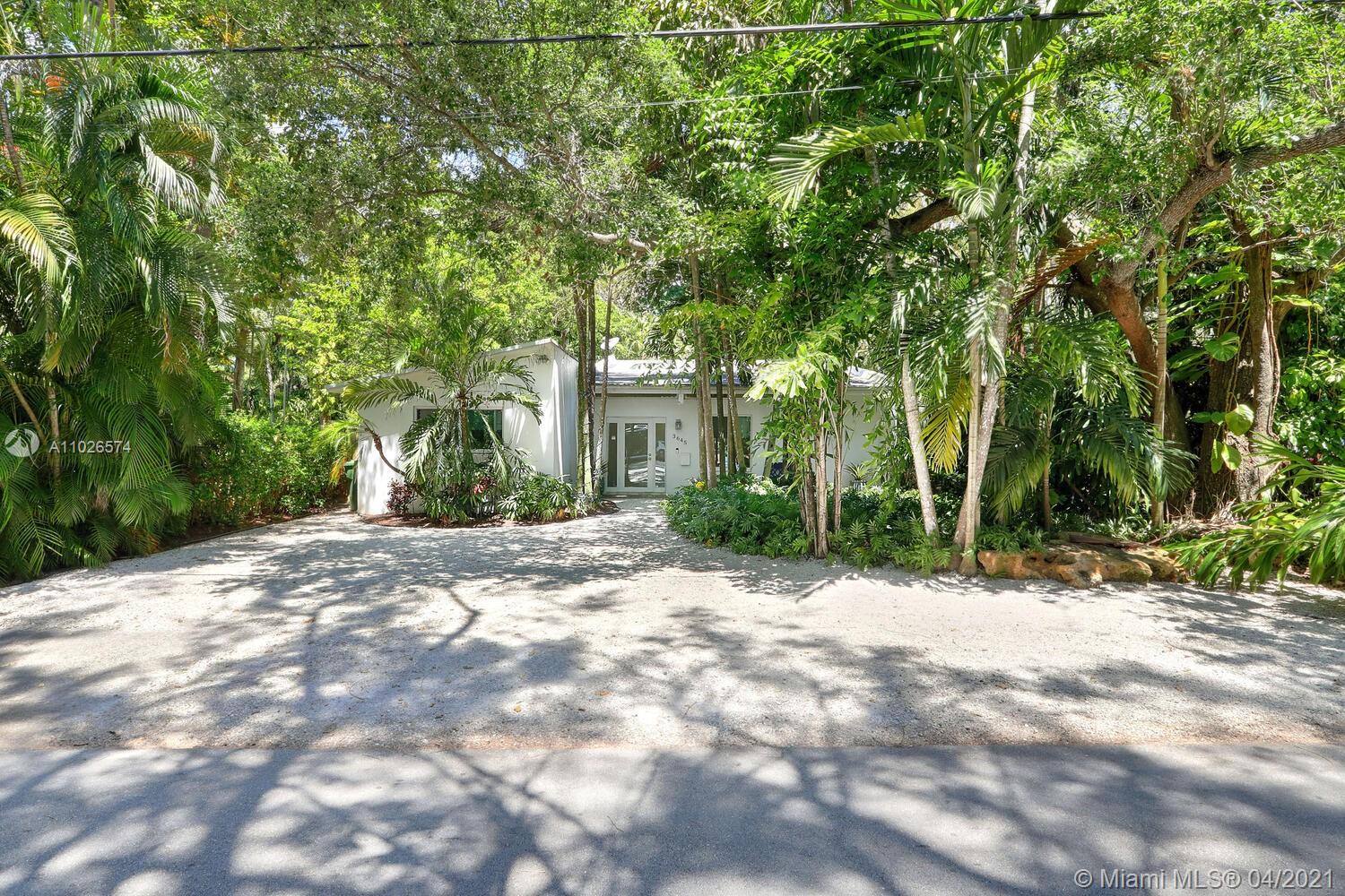 3645 Loquat Ave Coconut Grove, FL 33133