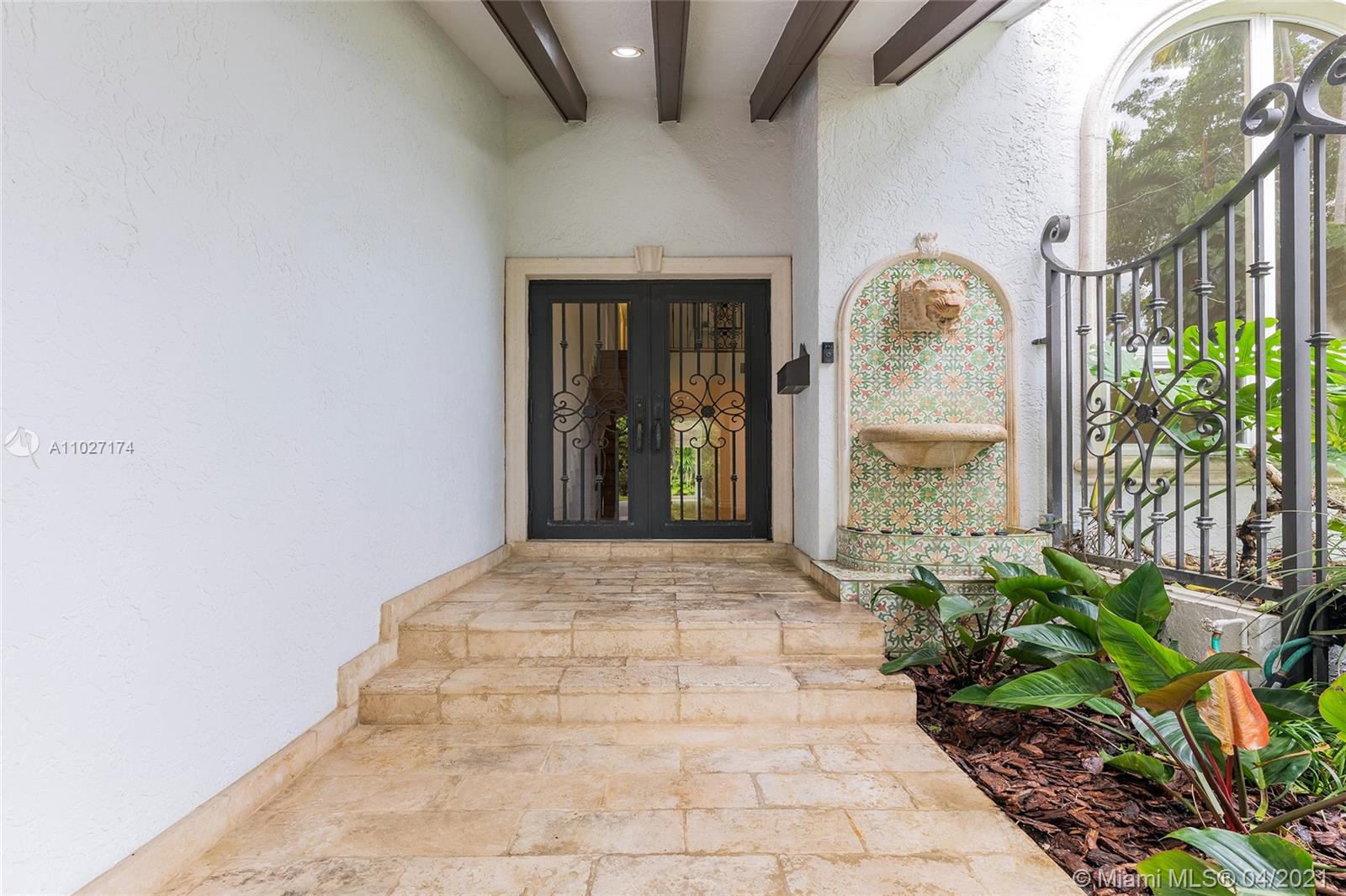 935 Malaga Ave Coral Gables, FL 33134