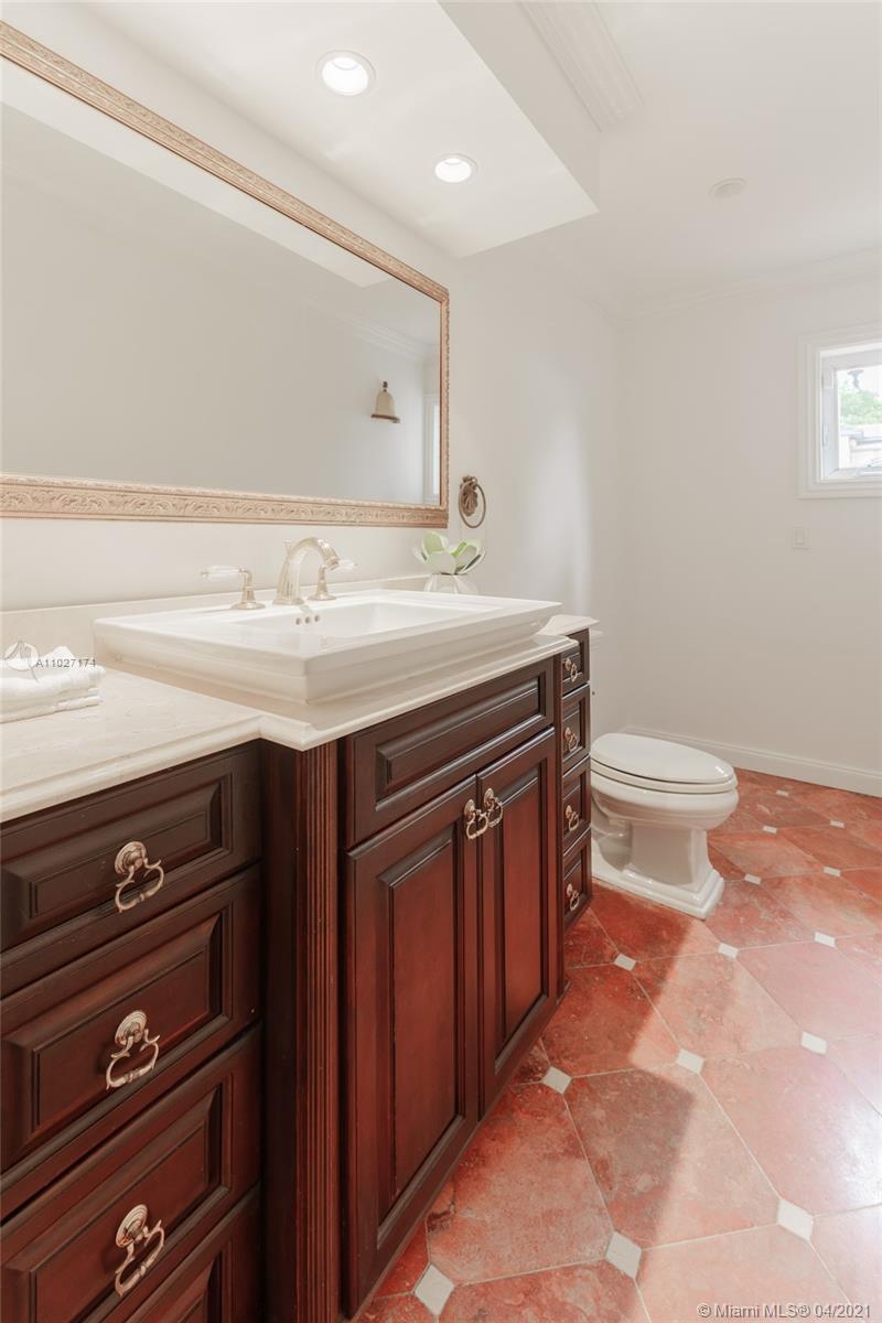 935 Malaga Ave Coral Gables, FL 33134