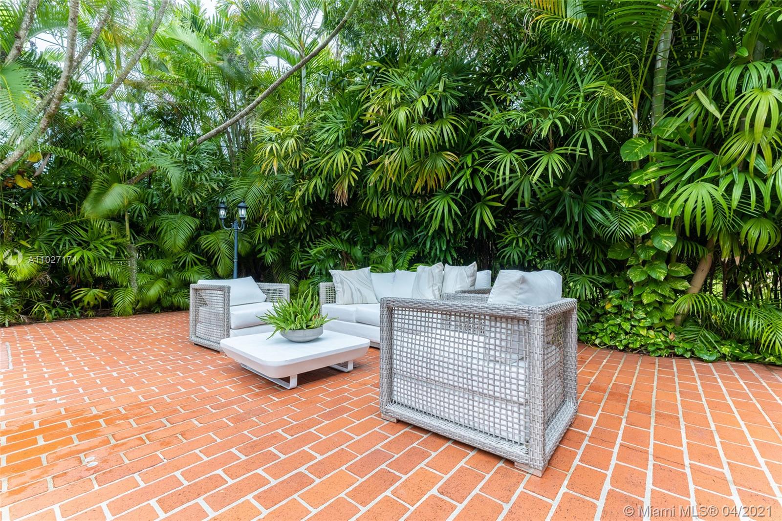 935 Malaga Ave Coral Gables, FL 33134