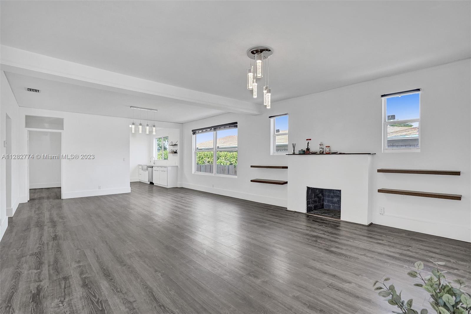 1114 SW 11th Ave