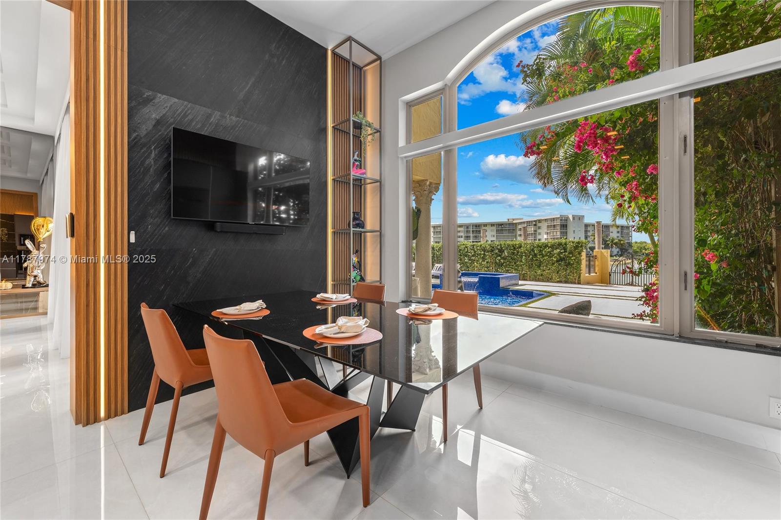 1530 Island Blvd Aventura, FL 33160