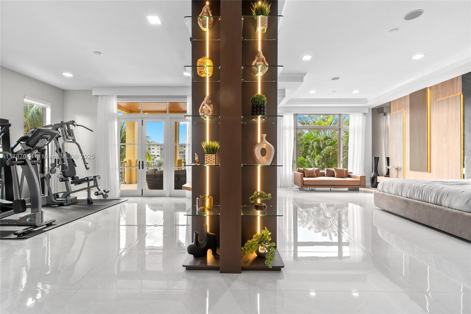 1530 Island Blvd Aventura, FL 33160