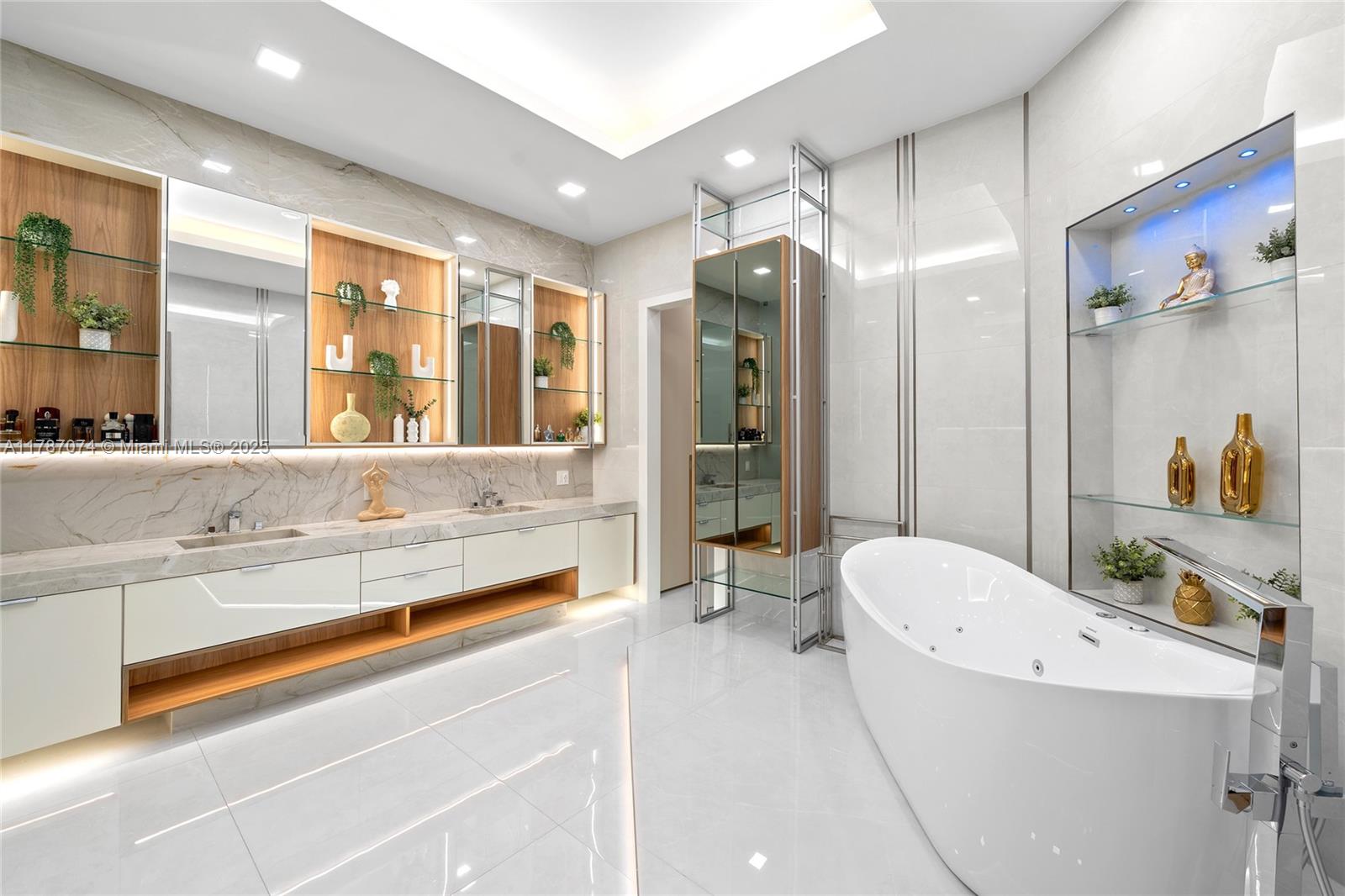 1530 Island Blvd Aventura, FL 33160