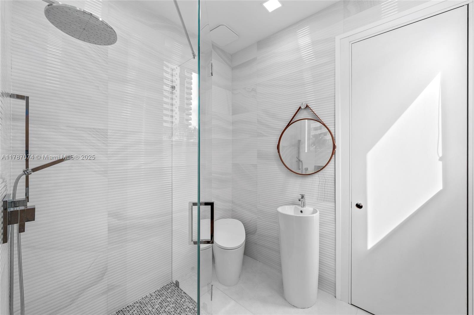 1530 Island Blvd Aventura, FL 33160